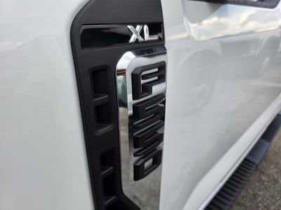 2025 Ford F-550 XL