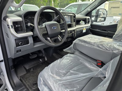 2025 Ford F-550 XL