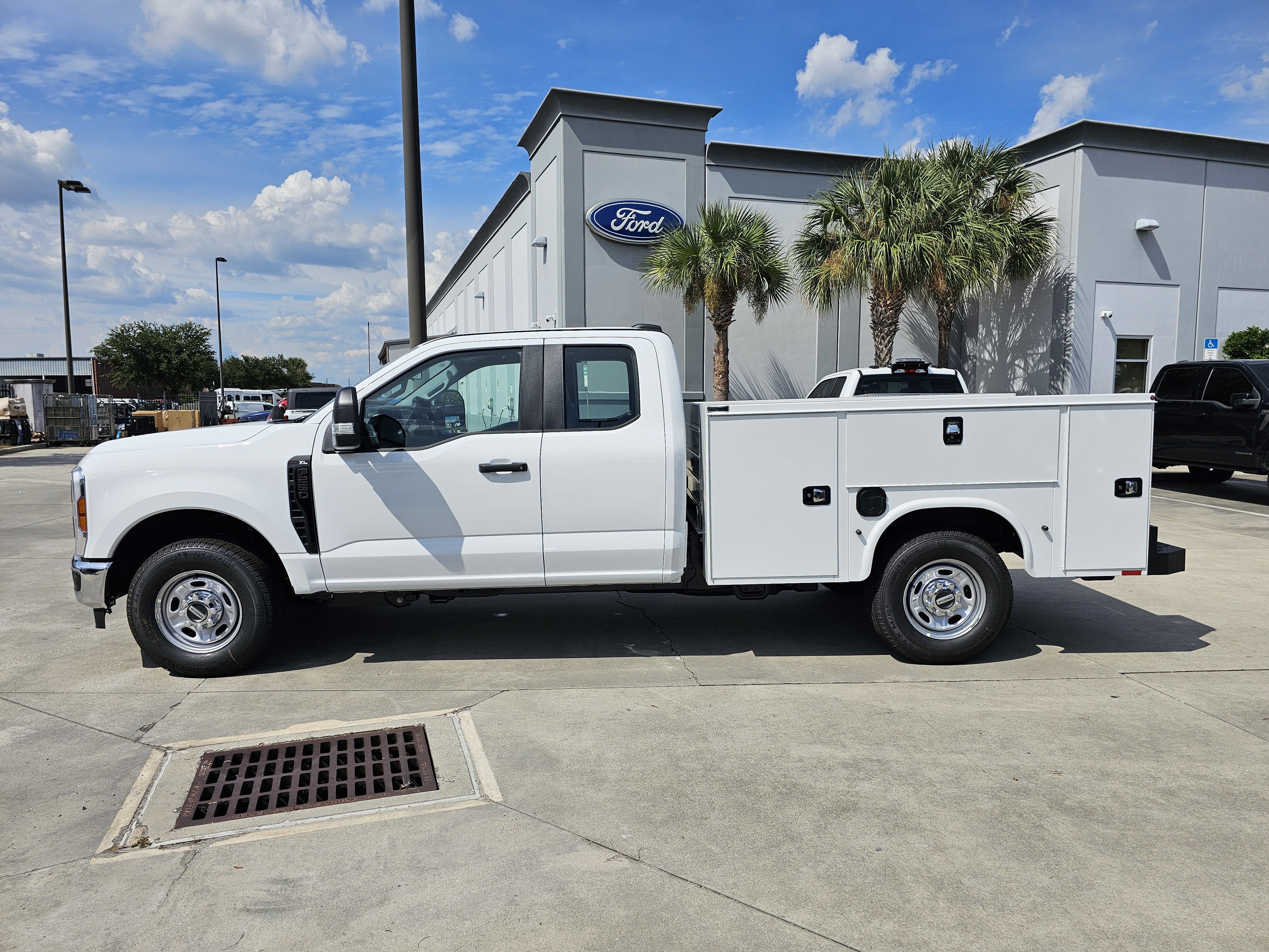 2027 Ford F-250 XL