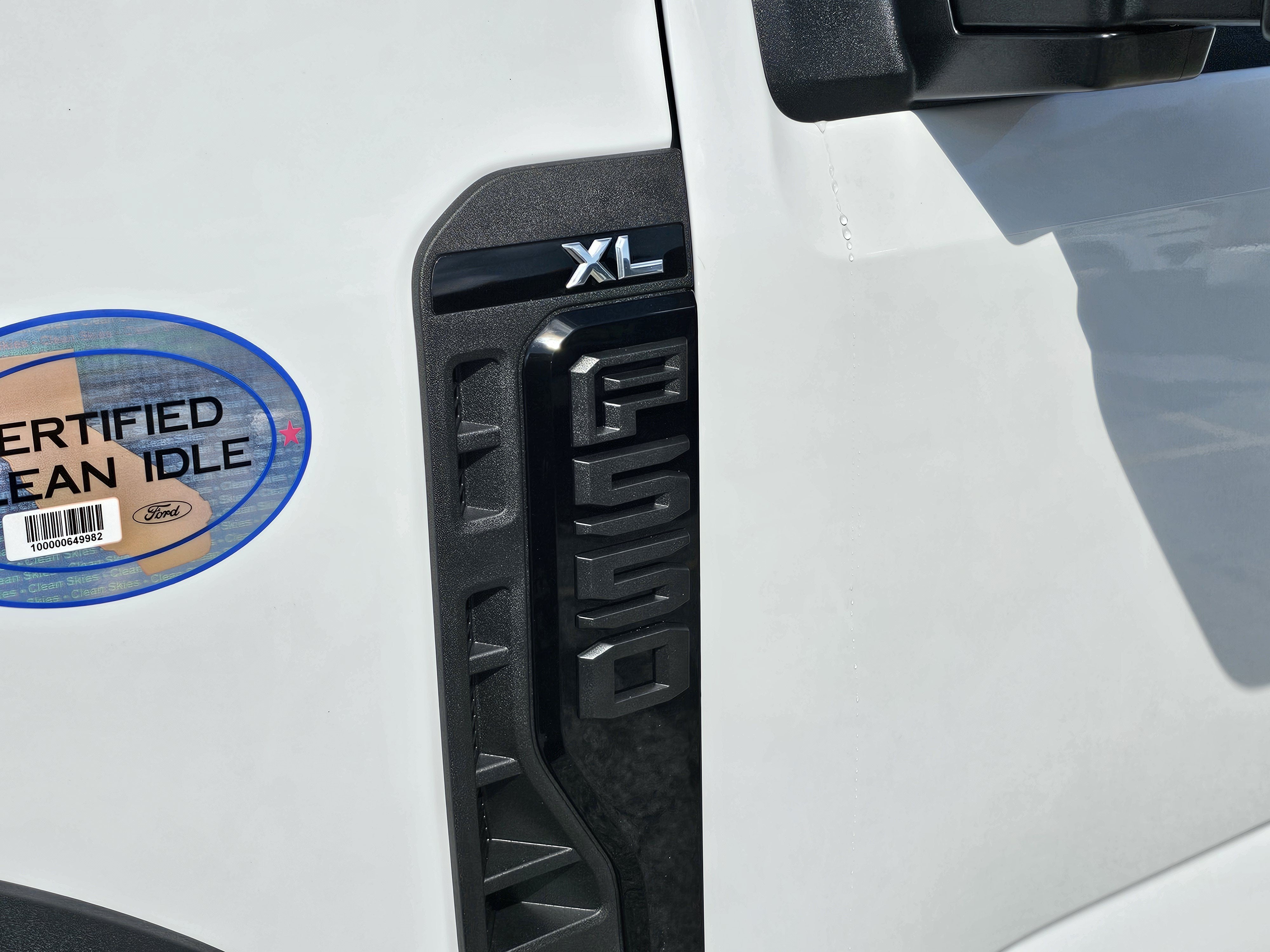 2027 Ford F-550 XL