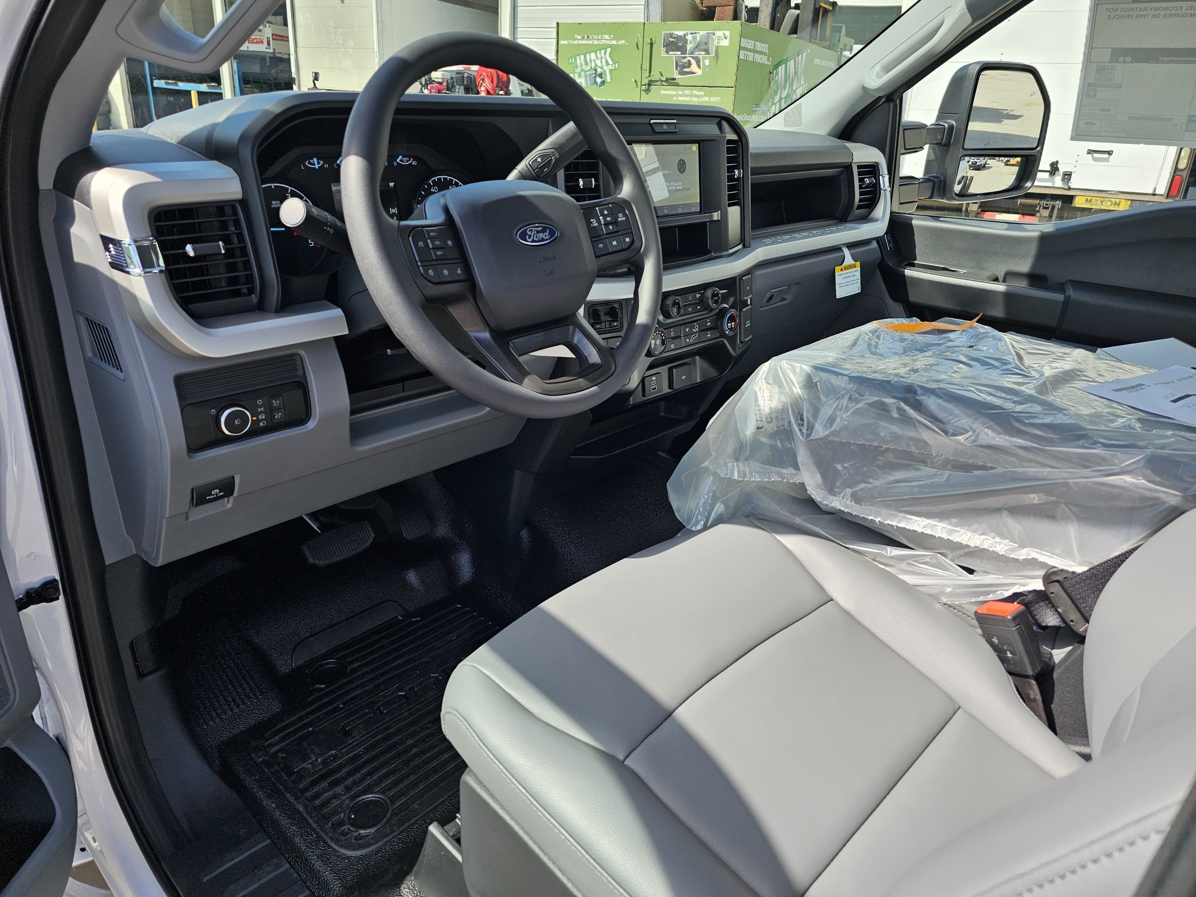 2027 Ford F-550 XL