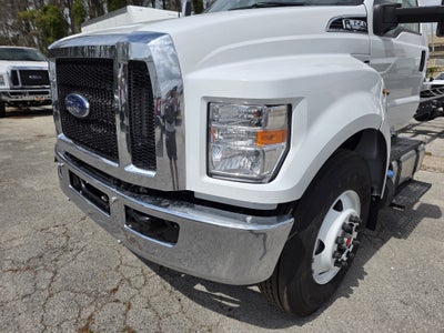 2026 Ford F-650 Standard