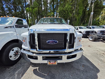 2026 Ford F-750 Standard