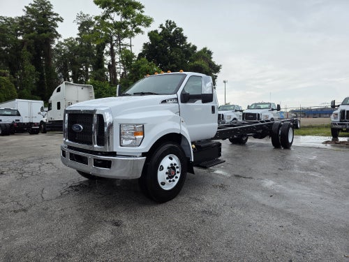 2027 Ford F-750 Preferred