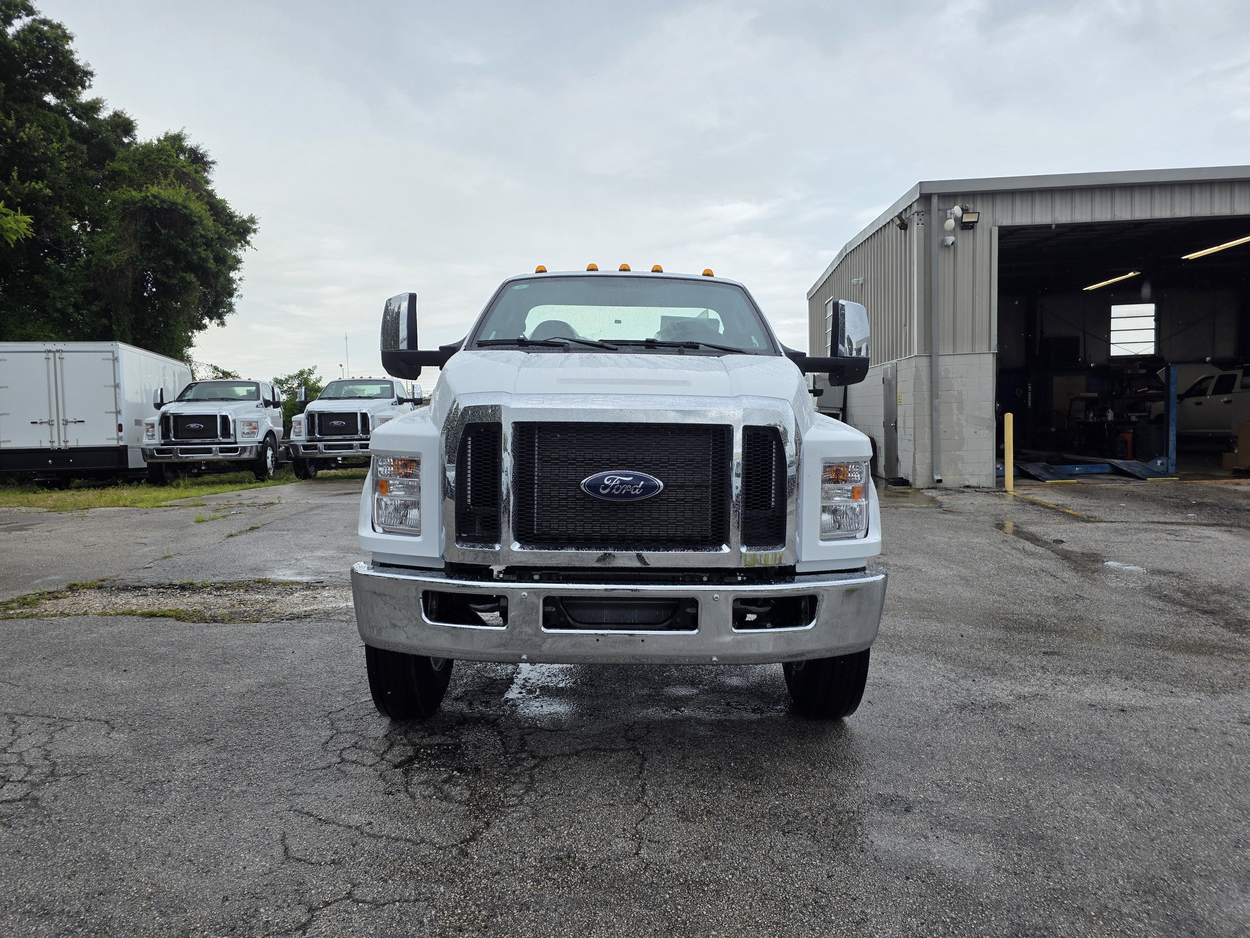 2027 Ford F-750 Preferred