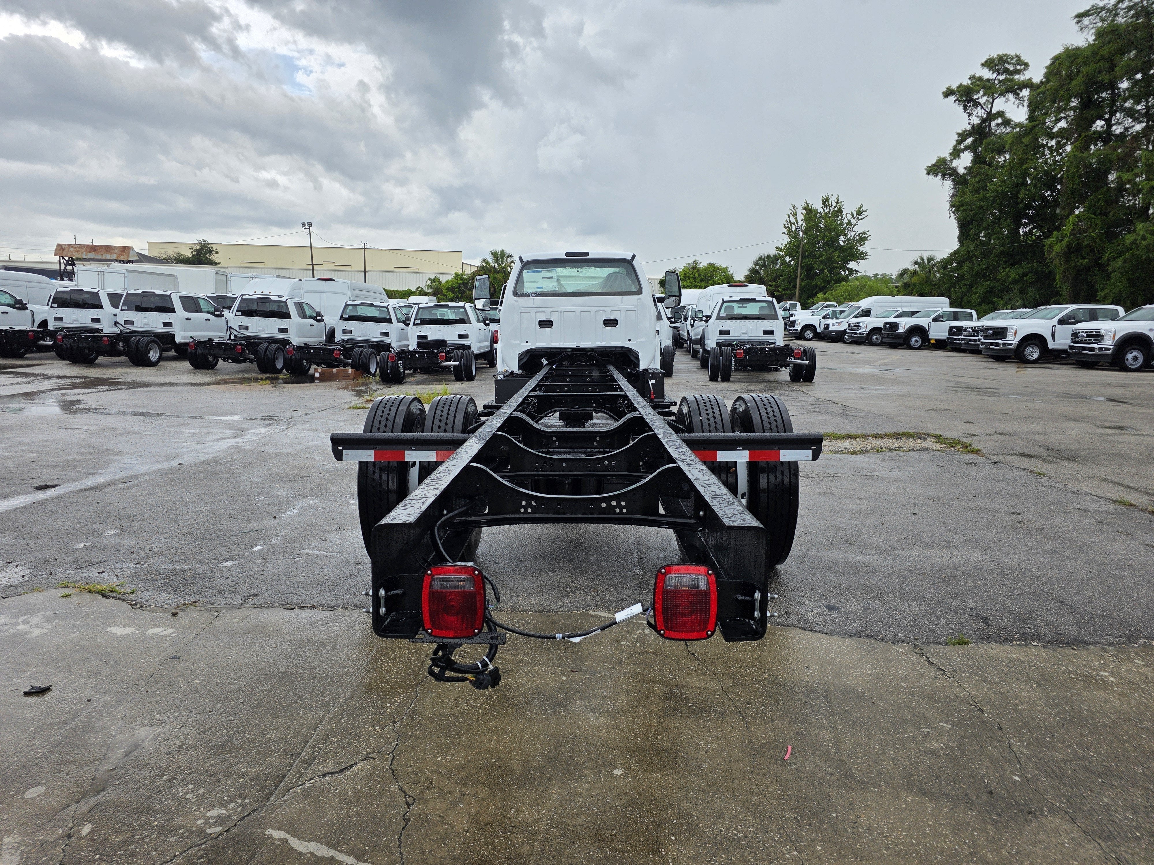2027 Ford F-750 Preferred