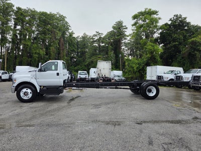 2027 Ford F-750 Preferred