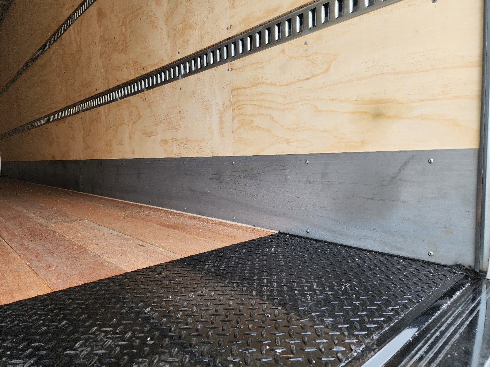 2025 Ford F-750 Standard