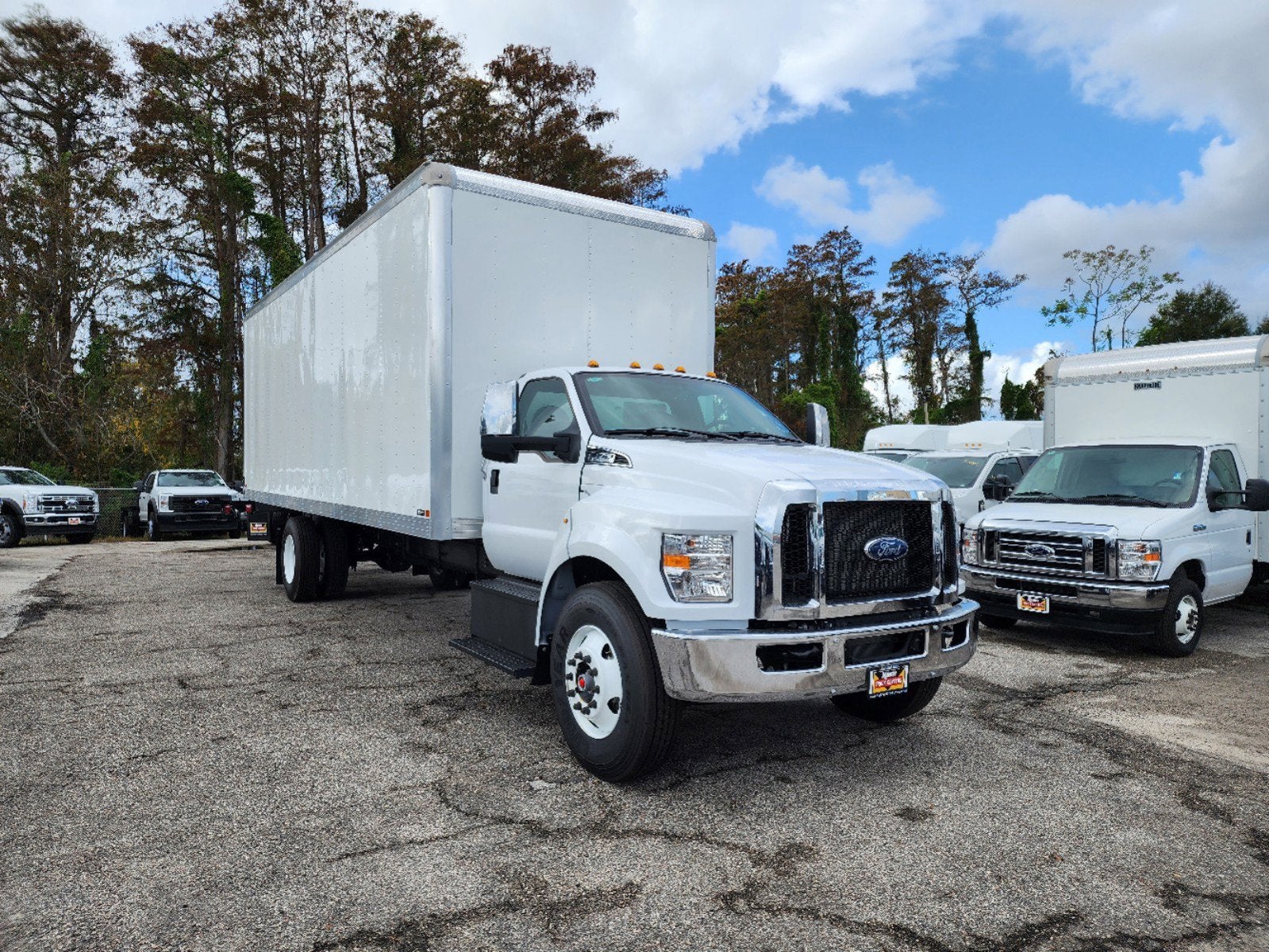 2025 Ford F-750 Standard