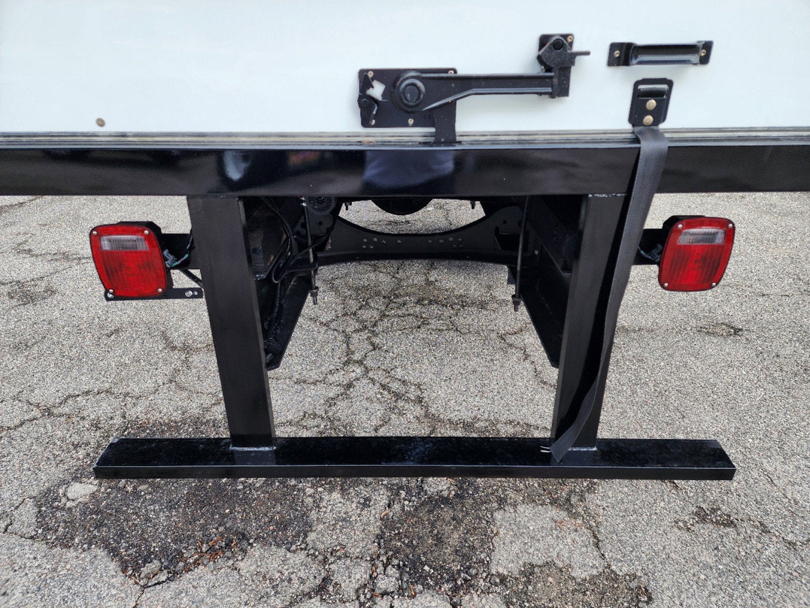 2025 Ford F-750 Standard