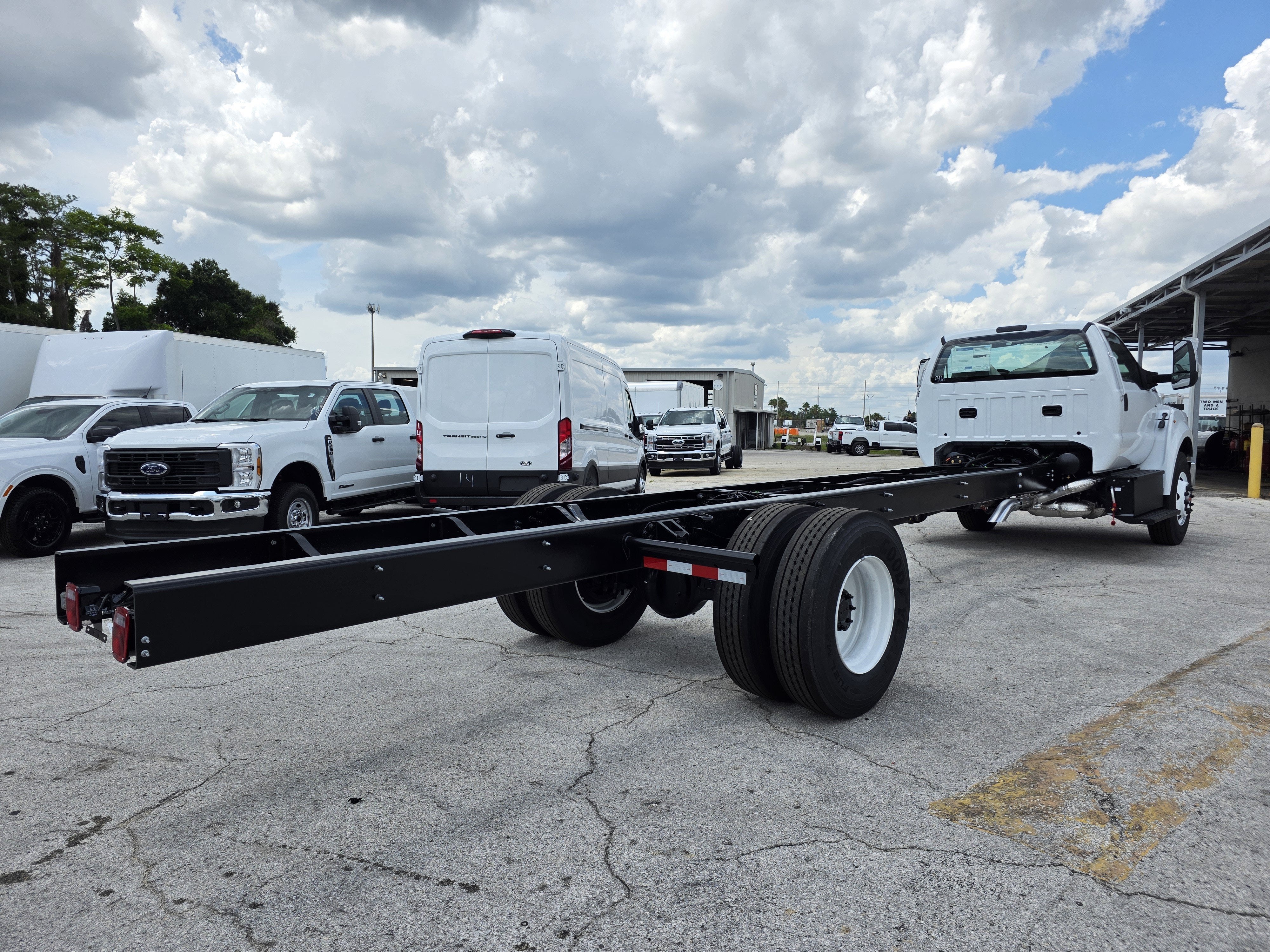 2027 Ford F-750 Preferred