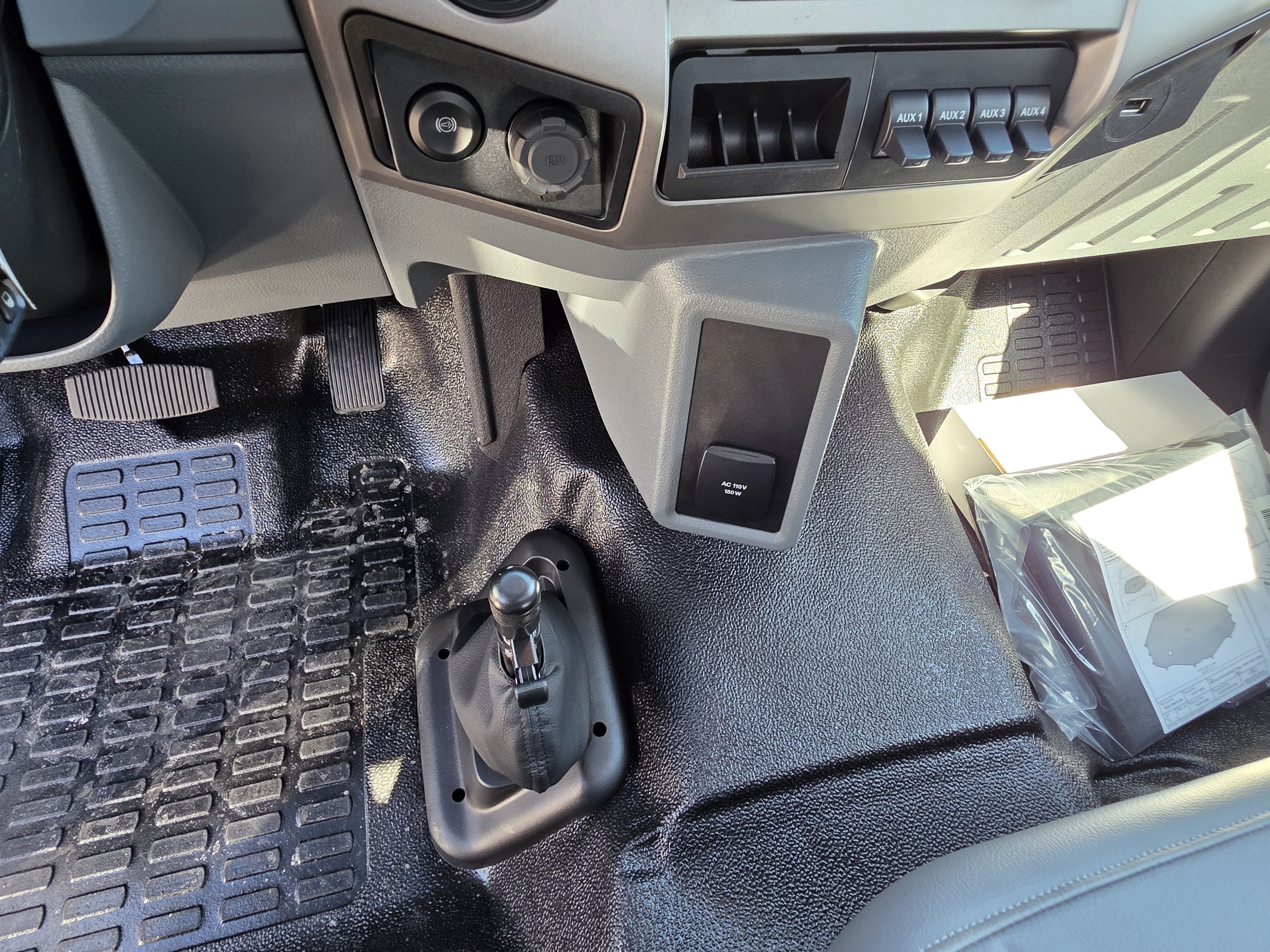 2026 Ford F-750 Standard