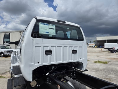 2027 Ford F-750 Preferred