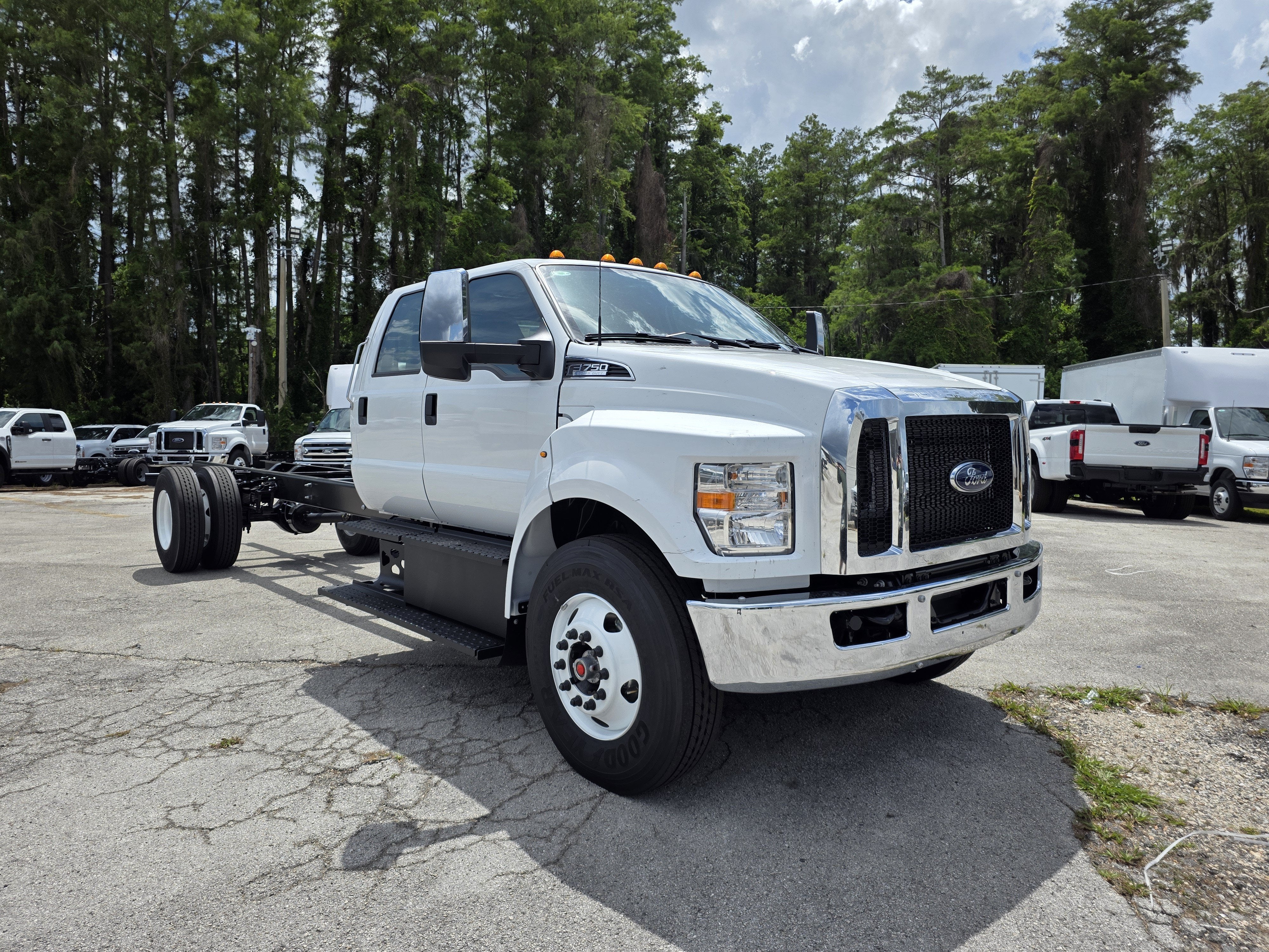 2027 Ford F-750 Preferred