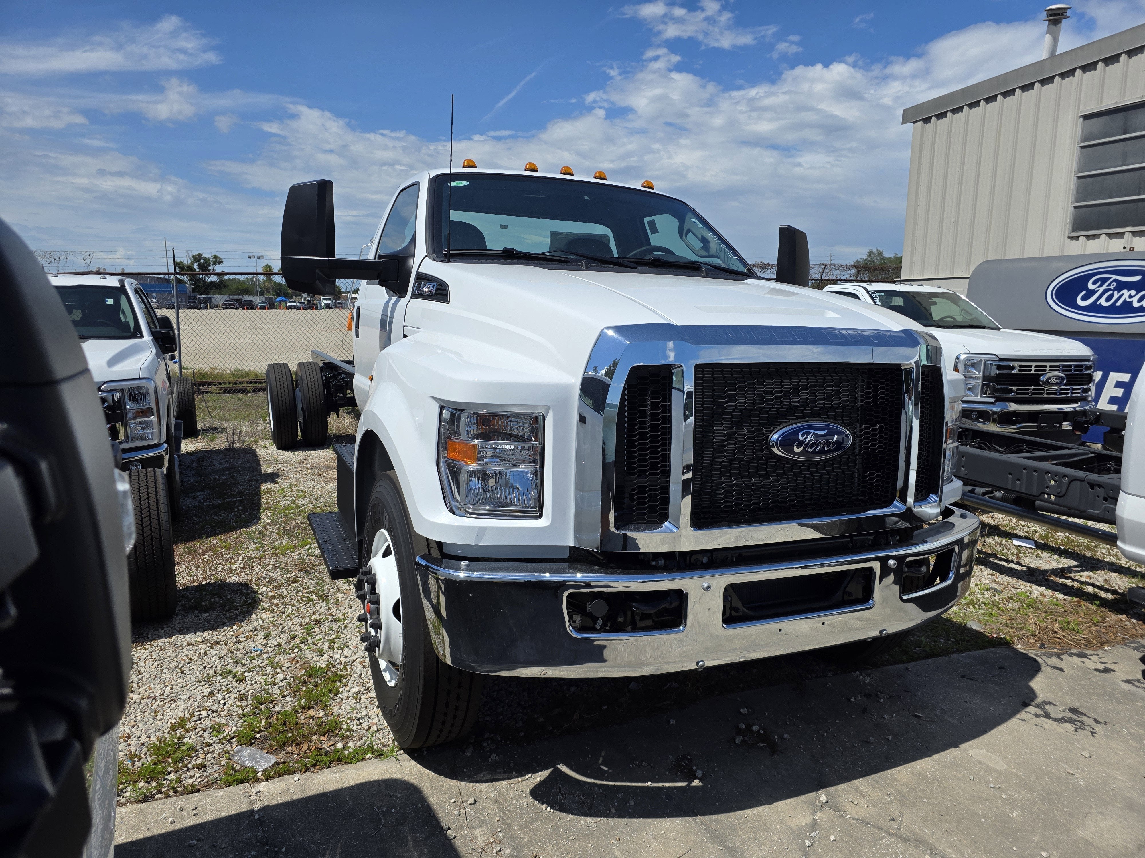 2027 Ford F-750 Preferred