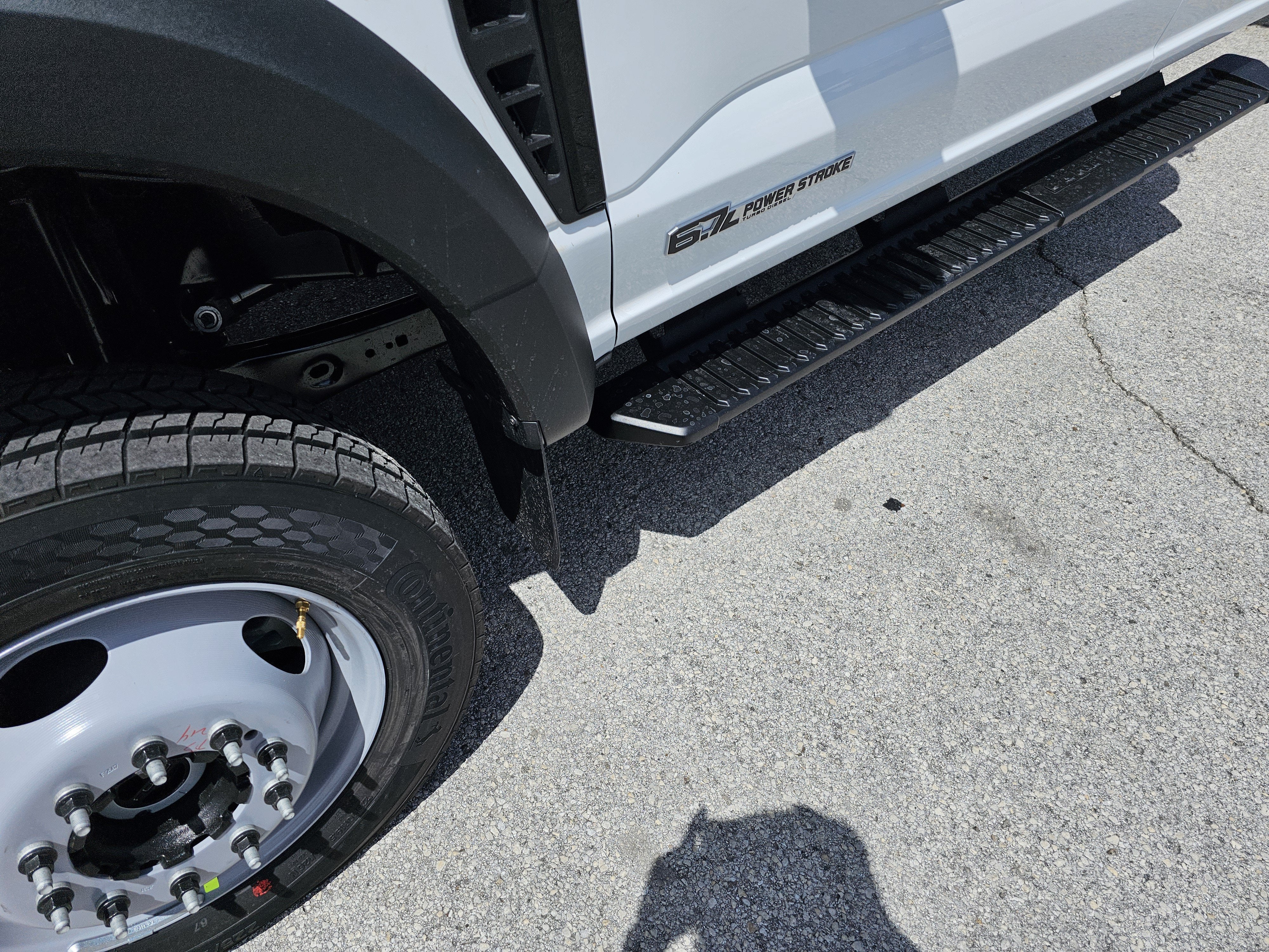 2027 Ford F-550 XL