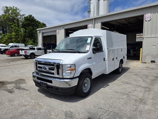 2025 Ford E-350 Standard