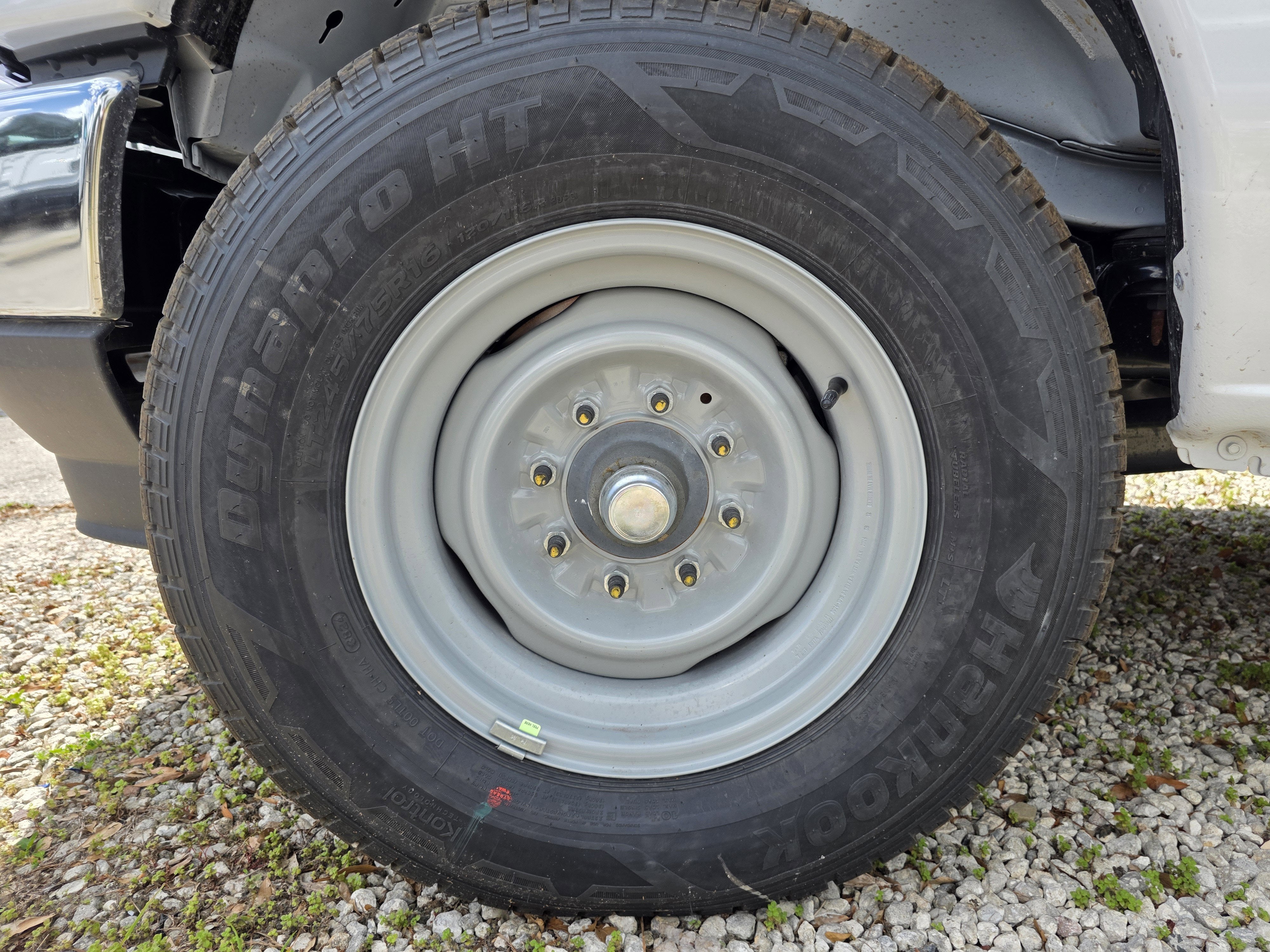 2025 Ford E-350 Standard