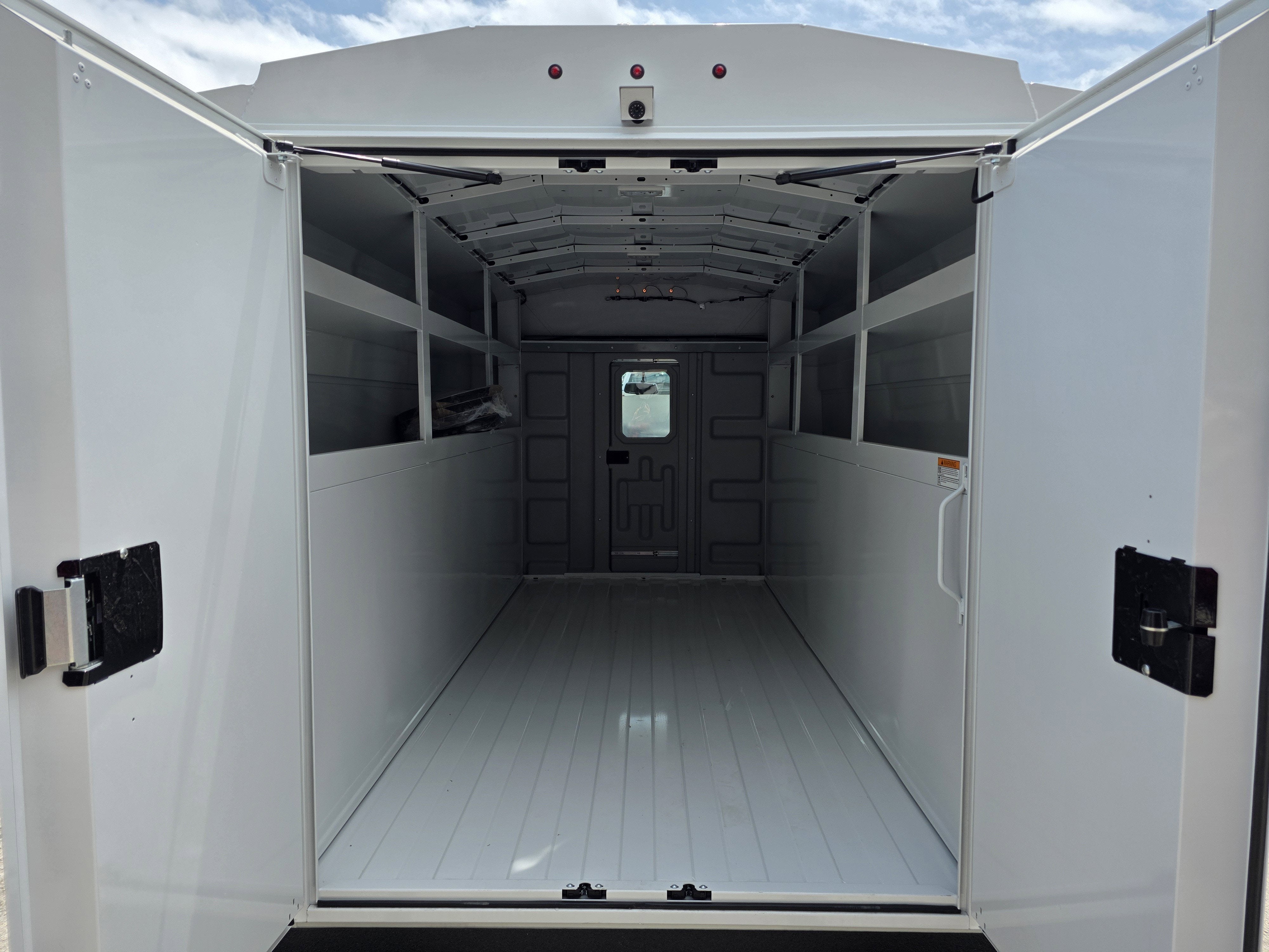 2026 Ford E-350 Standard