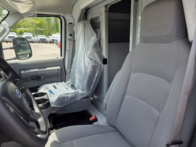 2026 Ford E-350 Standard