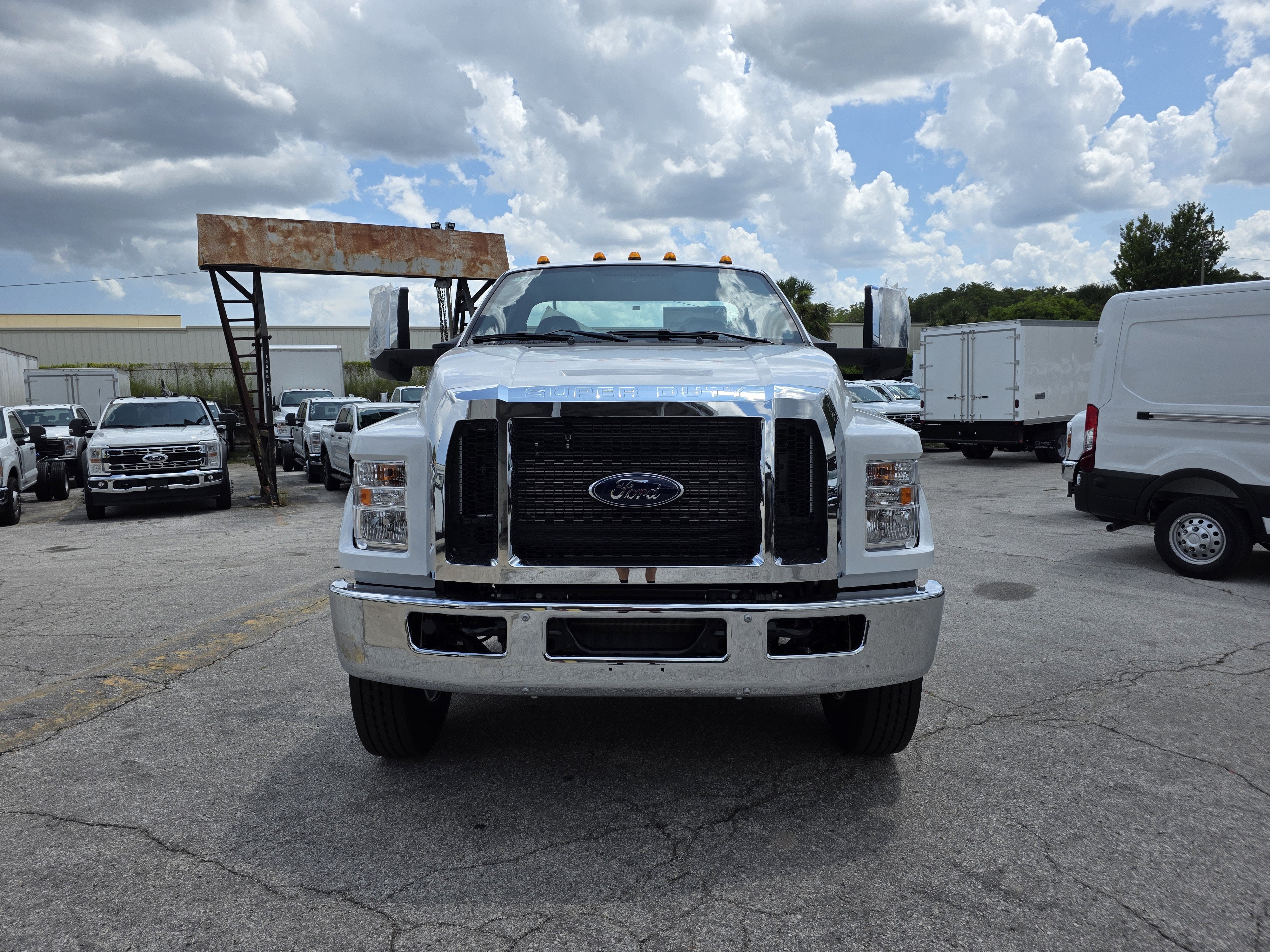 2027 Ford F-750 Preferred