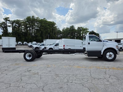 2027 Ford F-750 Preferred