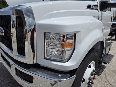 2027 Ford F-750 Preferred