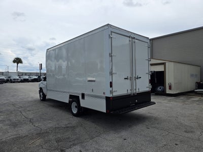 2026 Ford E-450 Standard