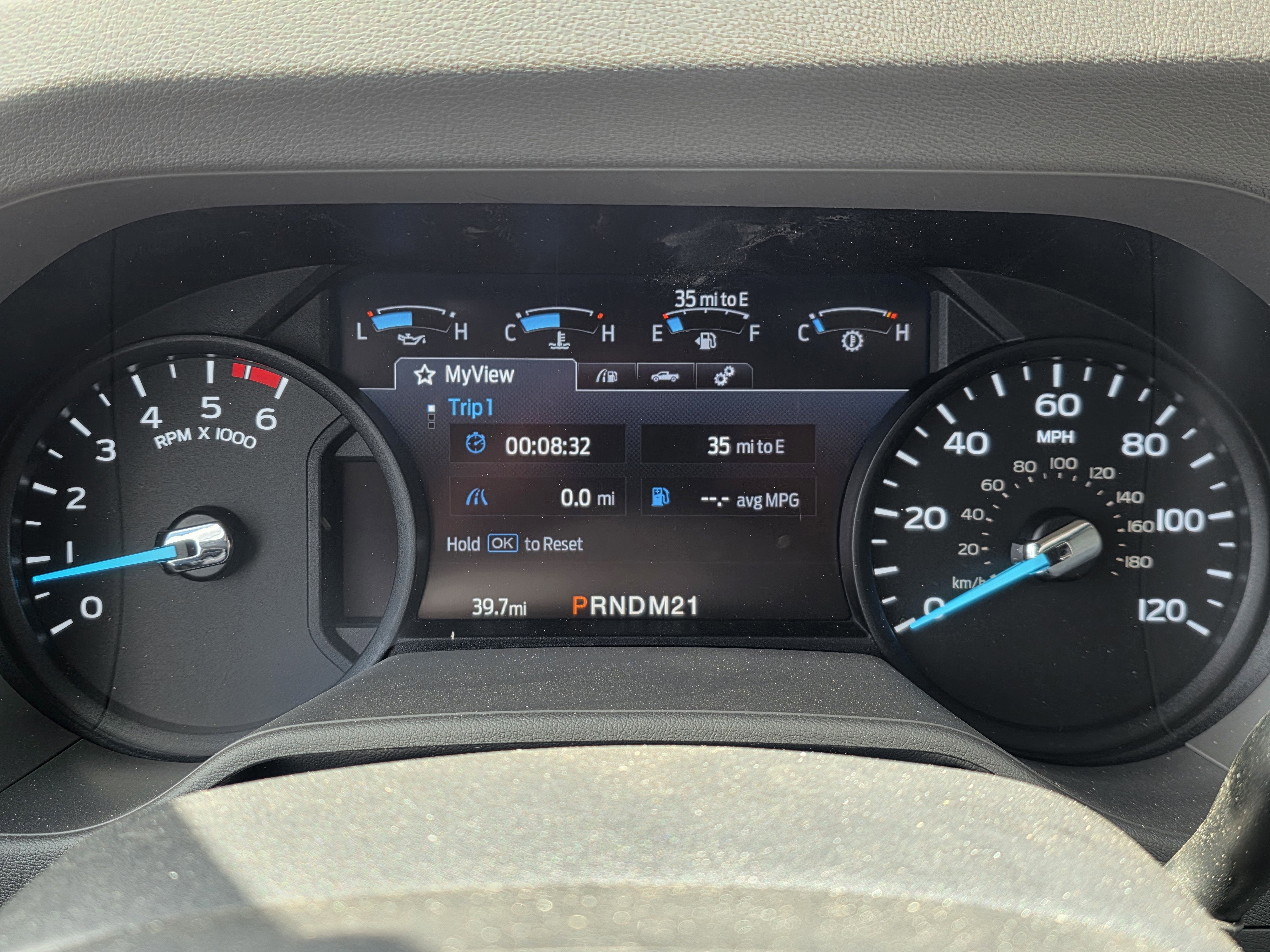 2027 Ford E-450 Standard