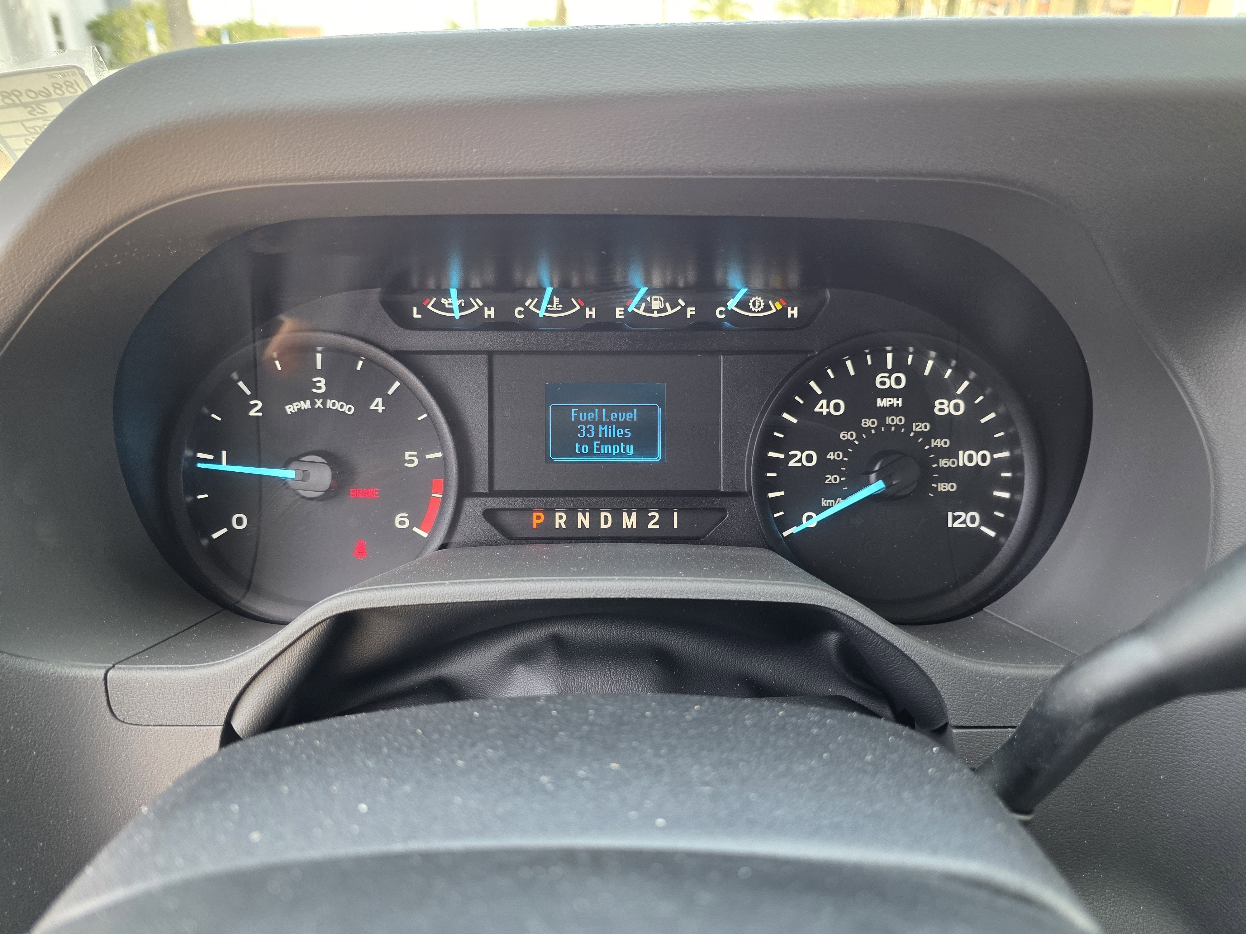 2025 Ford E-450 Standard