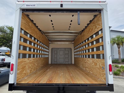 2027 Ford E-450 Standard