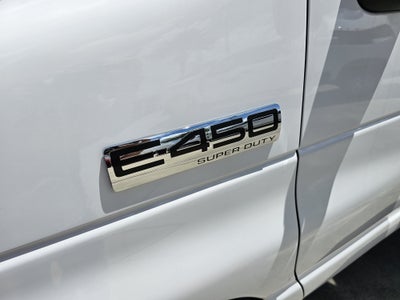 2027 Ford E-450 Standard