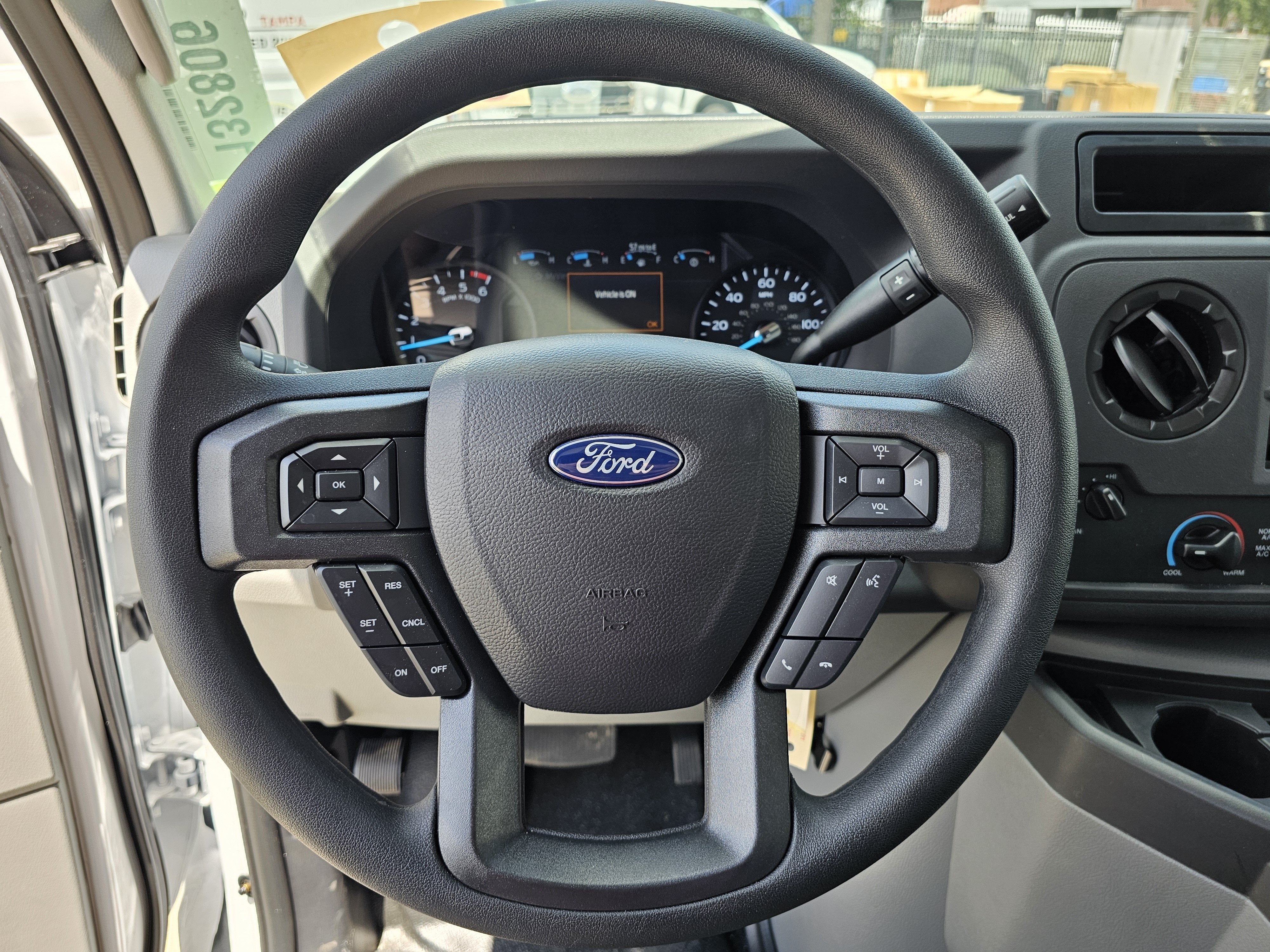 2027 Ford E-450 Standard