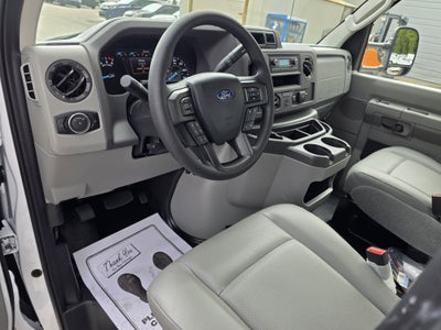 2026 Ford E-450 Standard