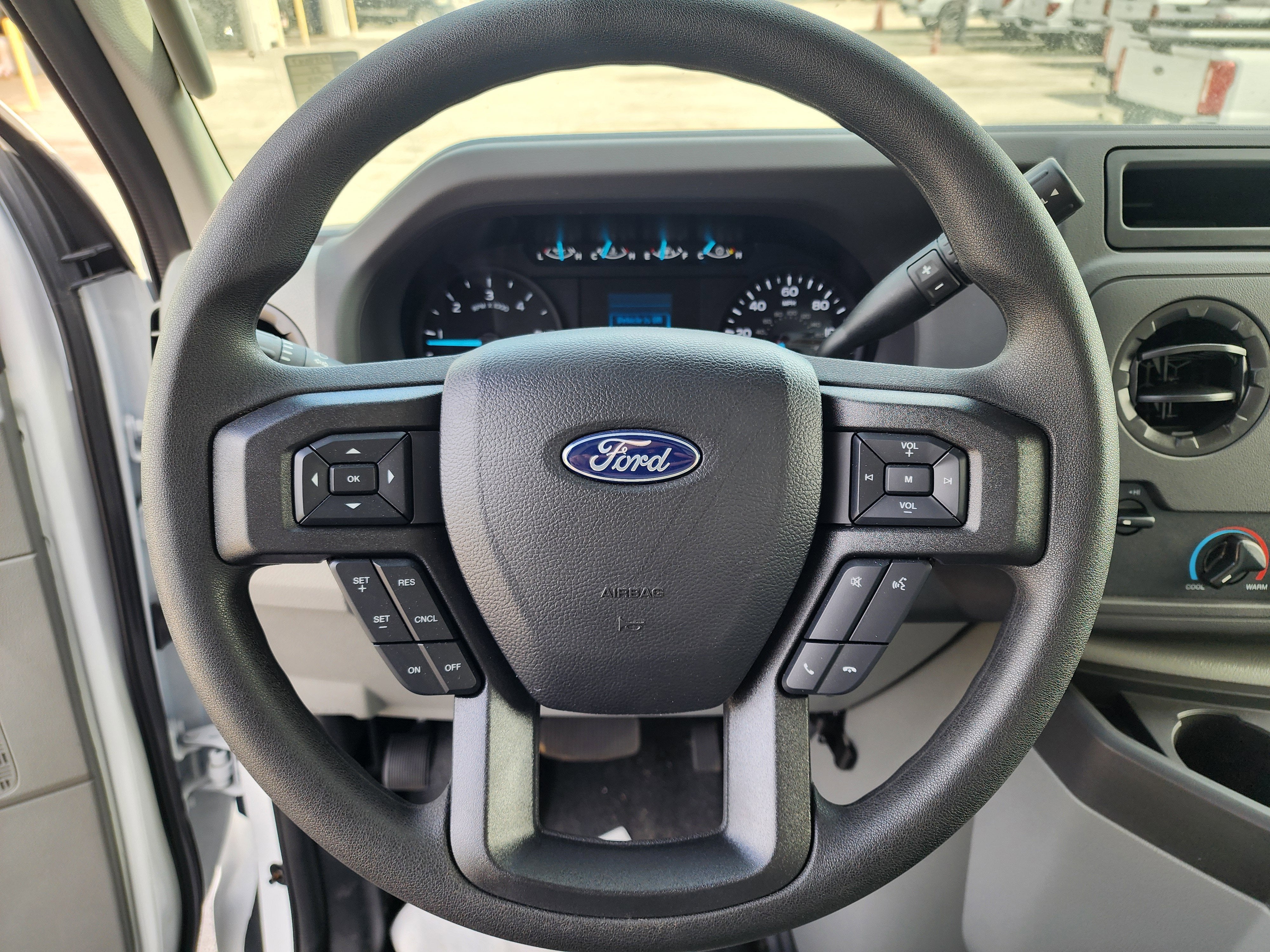 2026 Ford E-450 Standard