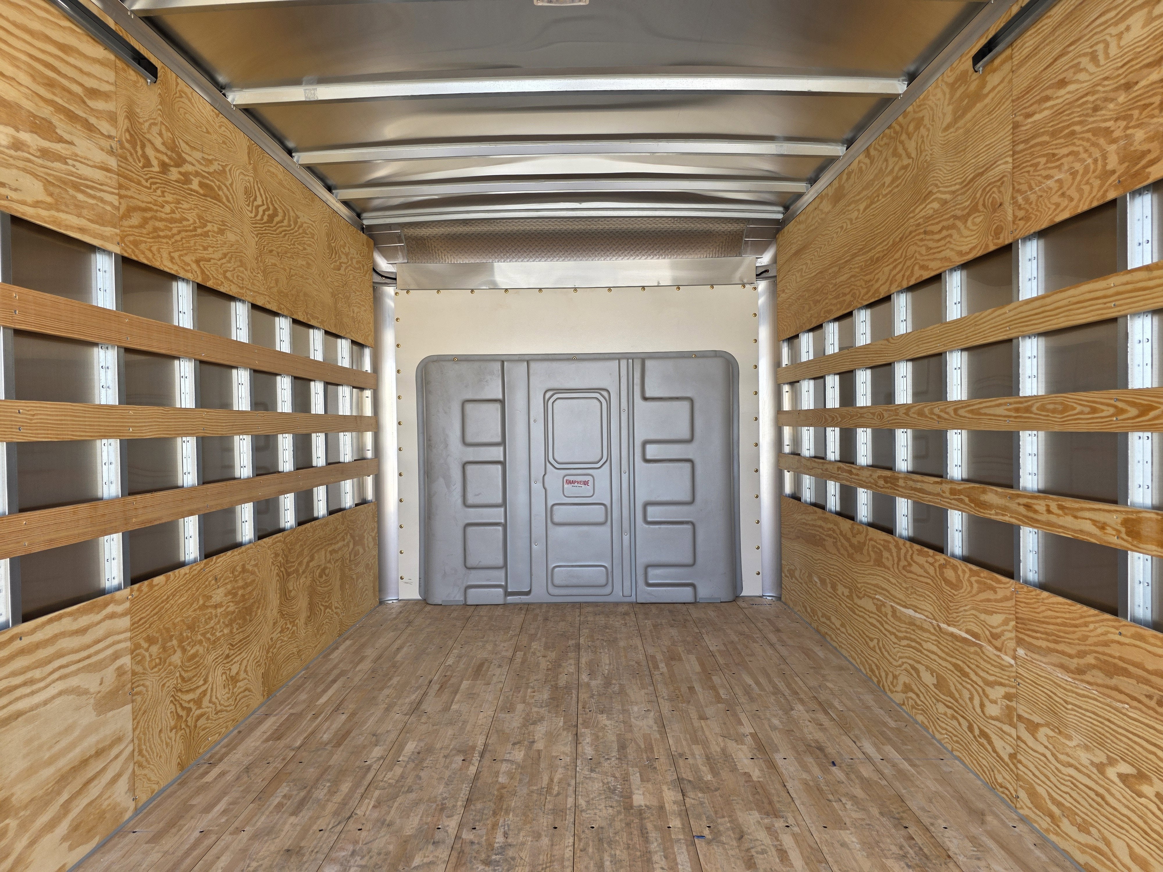 2026 Ford E-450 Standard