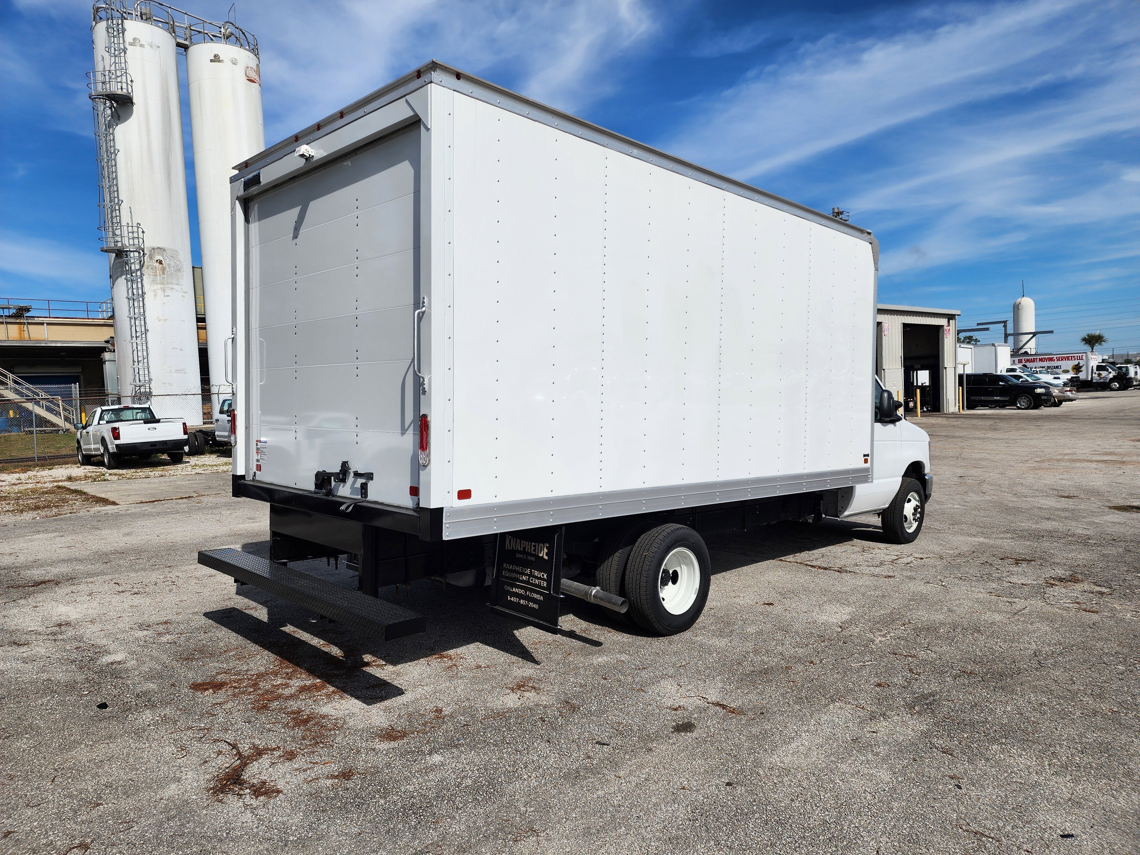 2026 Ford E-450 Standard