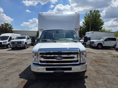 2027 Ford E-450 Standard