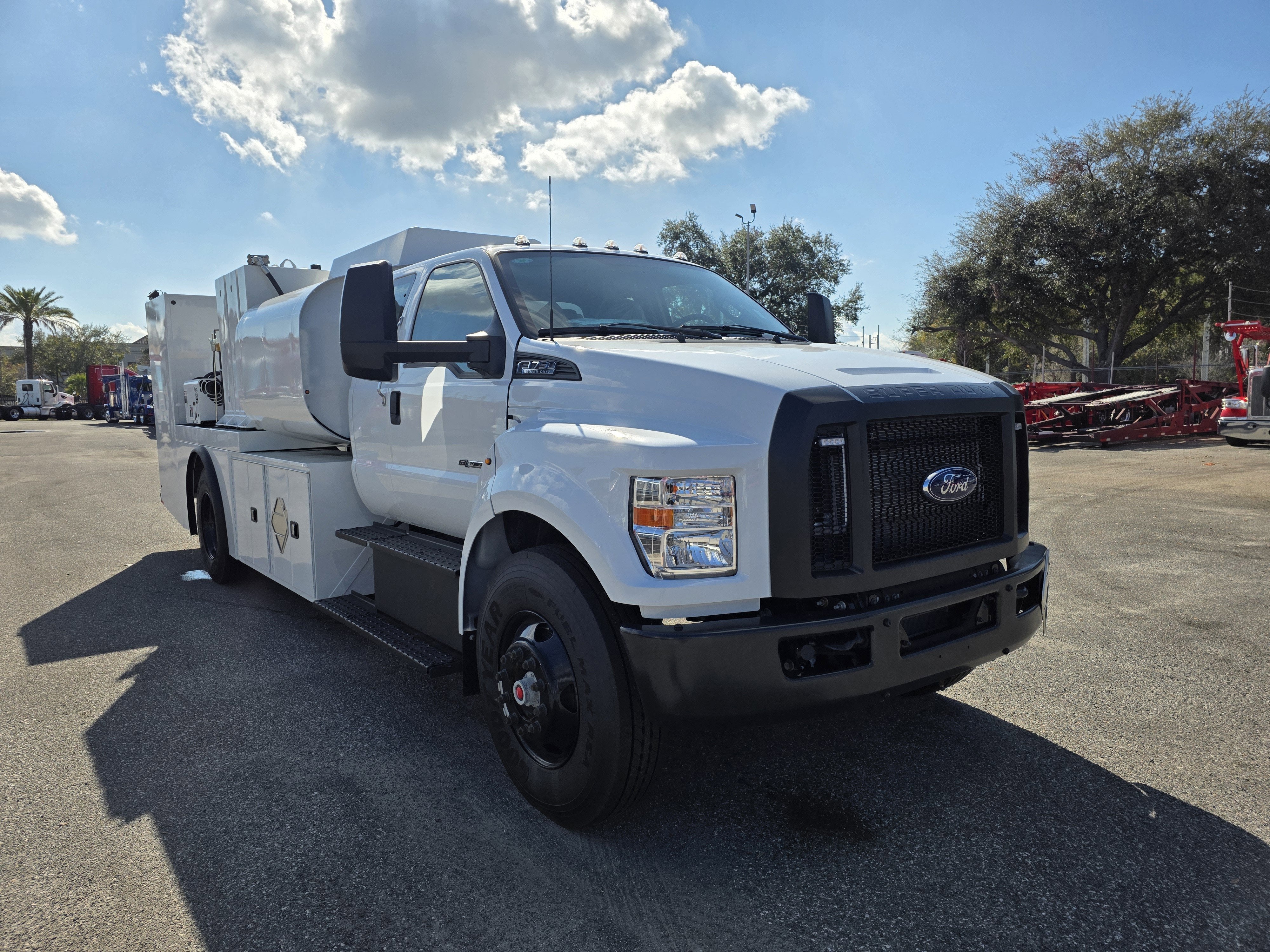 2026 Ford F-750 Standard
