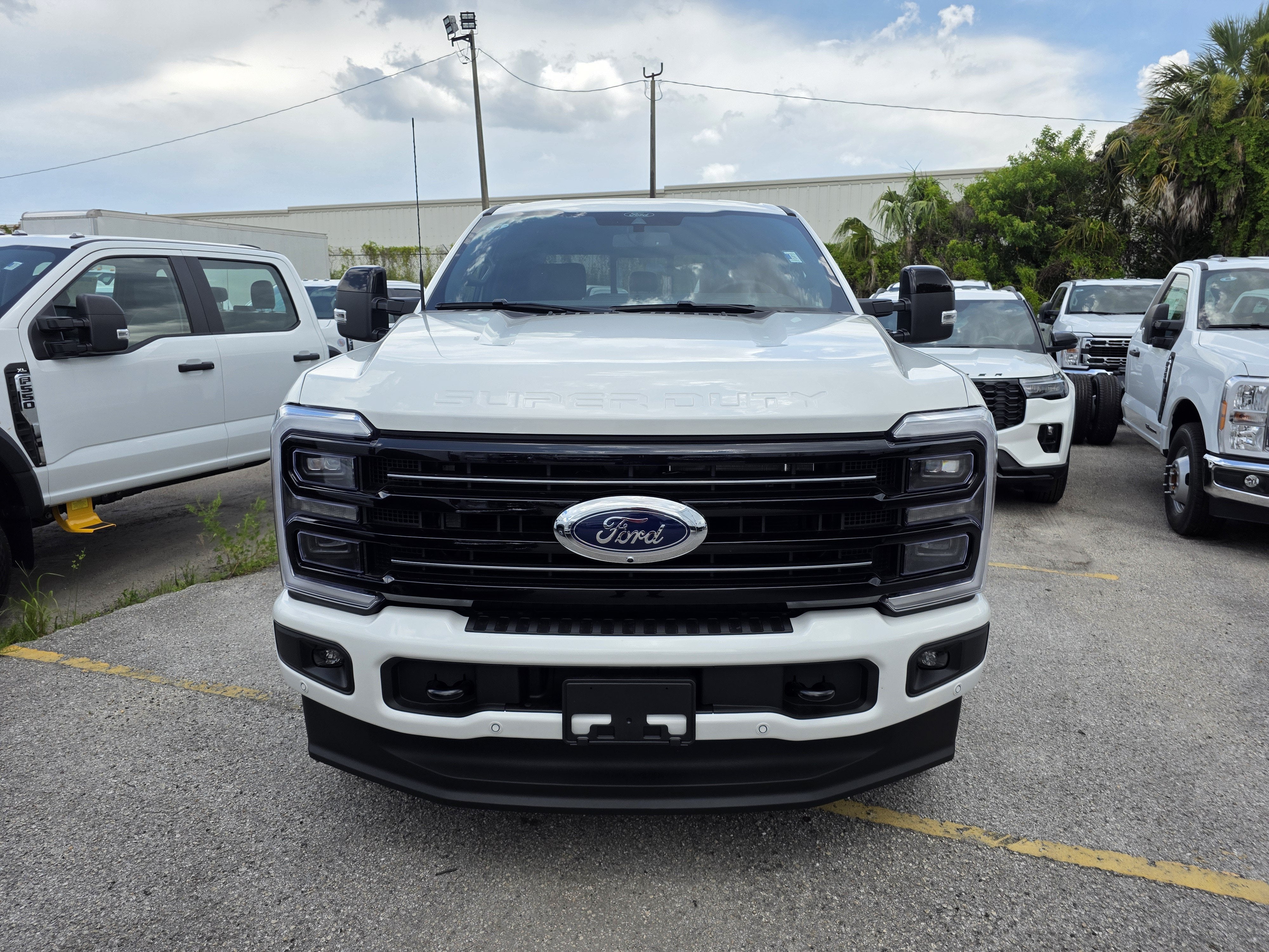 2026 Ford F-350 Lariat