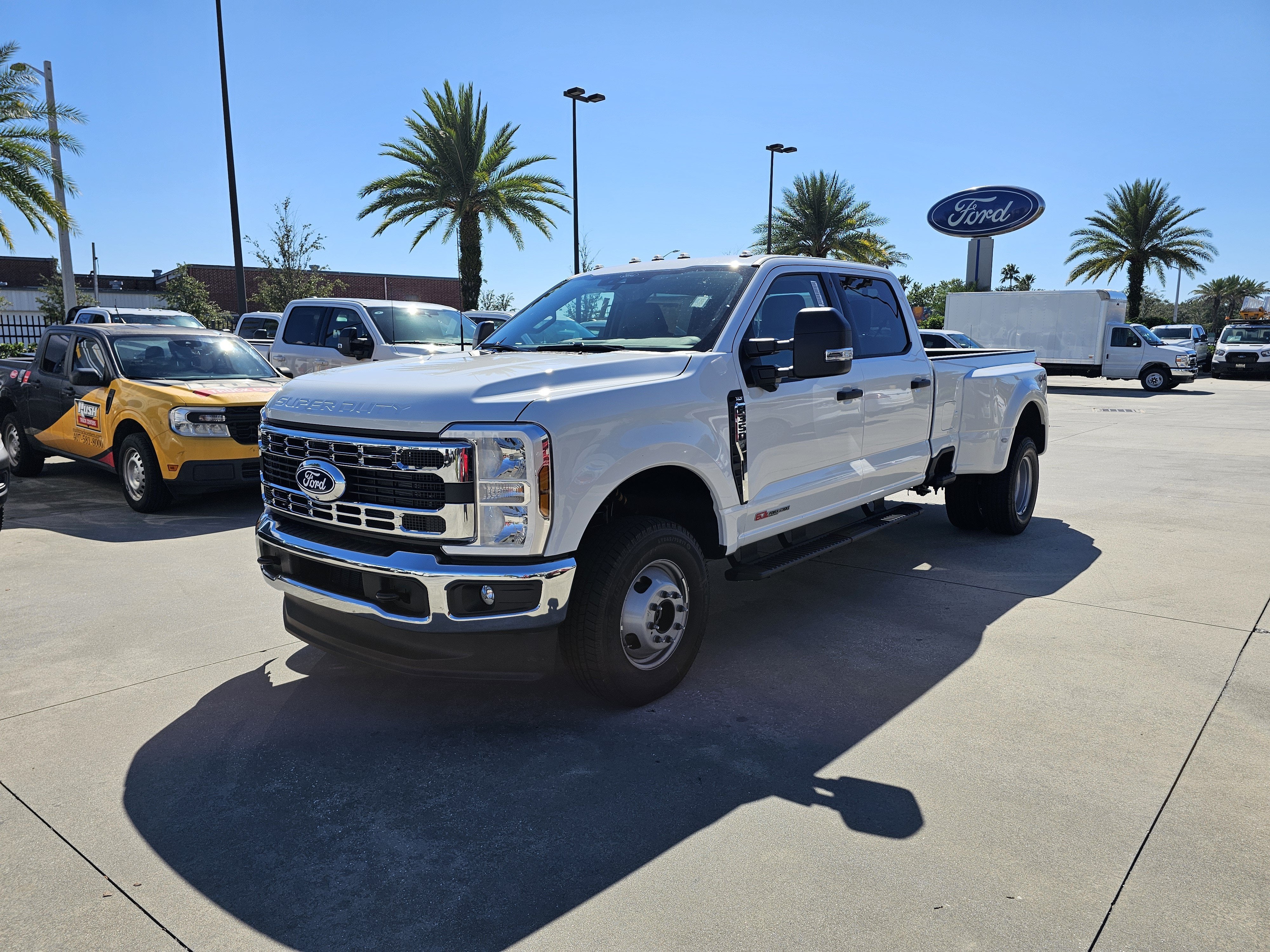 2027 Ford F-350 XLT