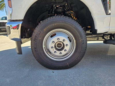 2027 Ford F-350 XLT