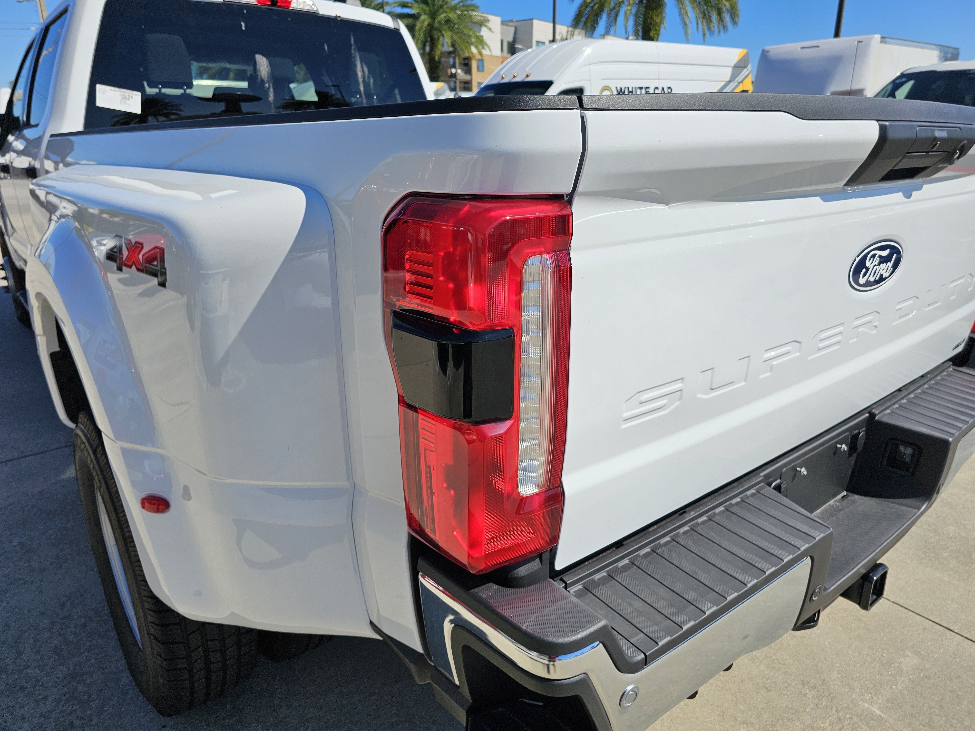 2027 Ford F-350 XLT