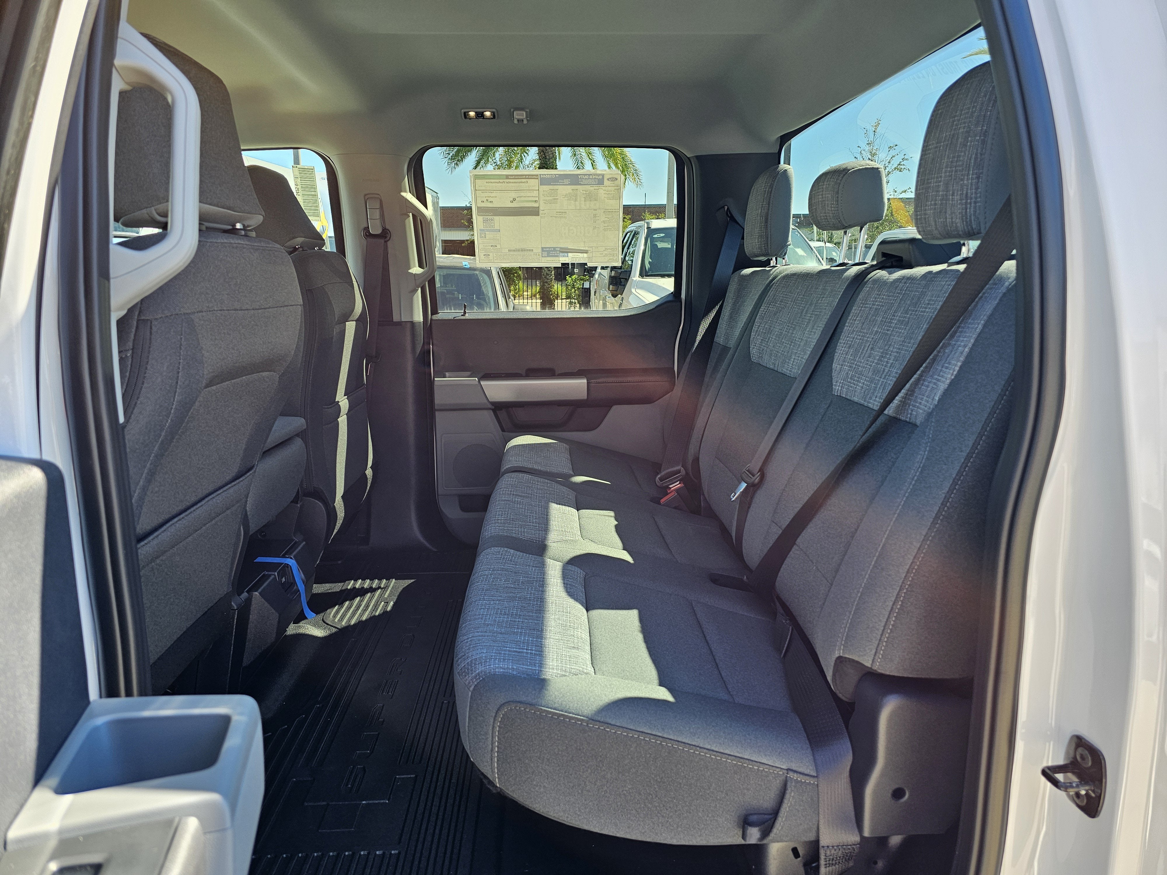 2027 Ford F-350 XLT