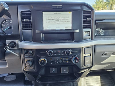 2027 Ford F-350 XLT