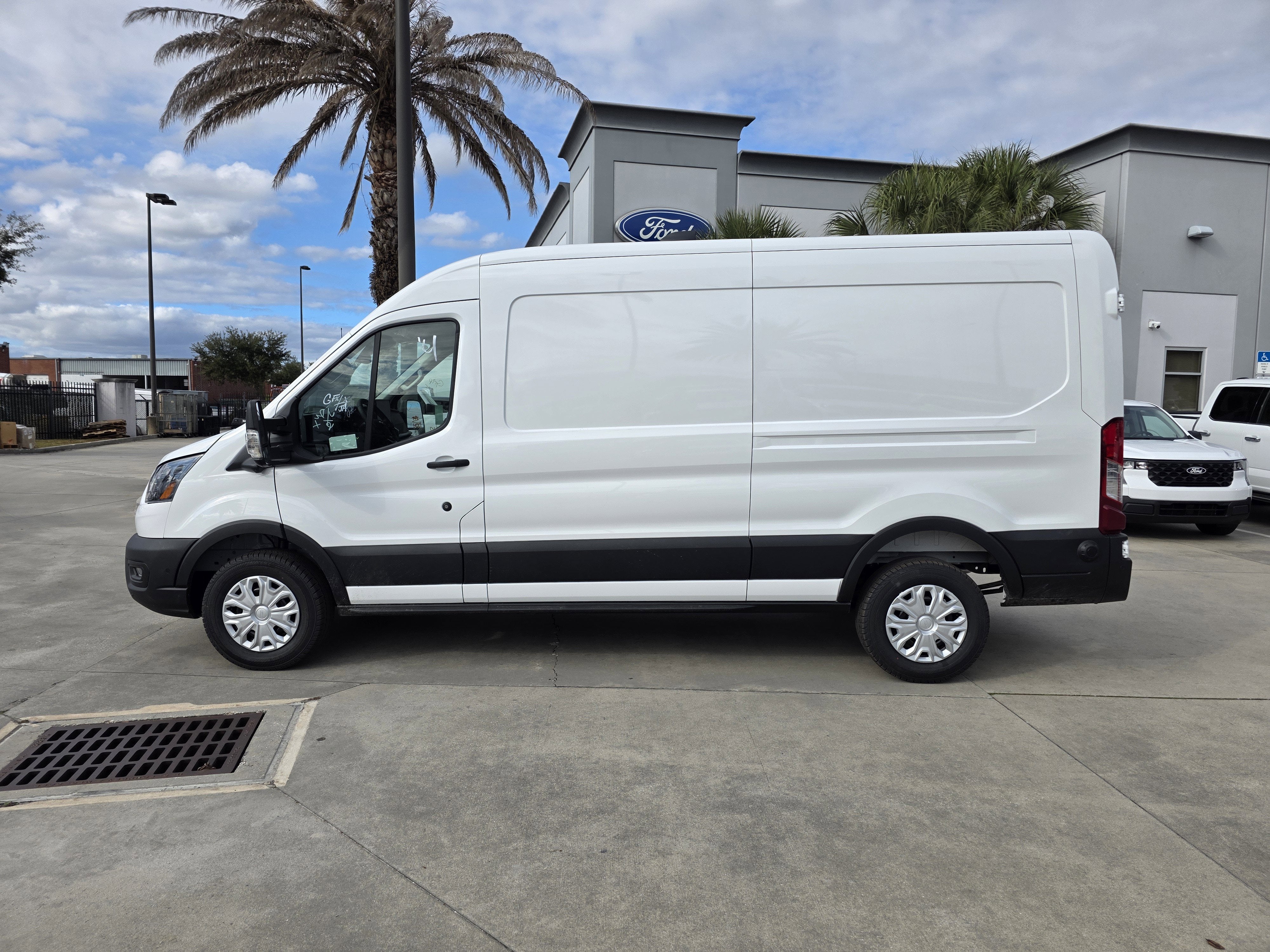 2026 Ford Transit-250 XL