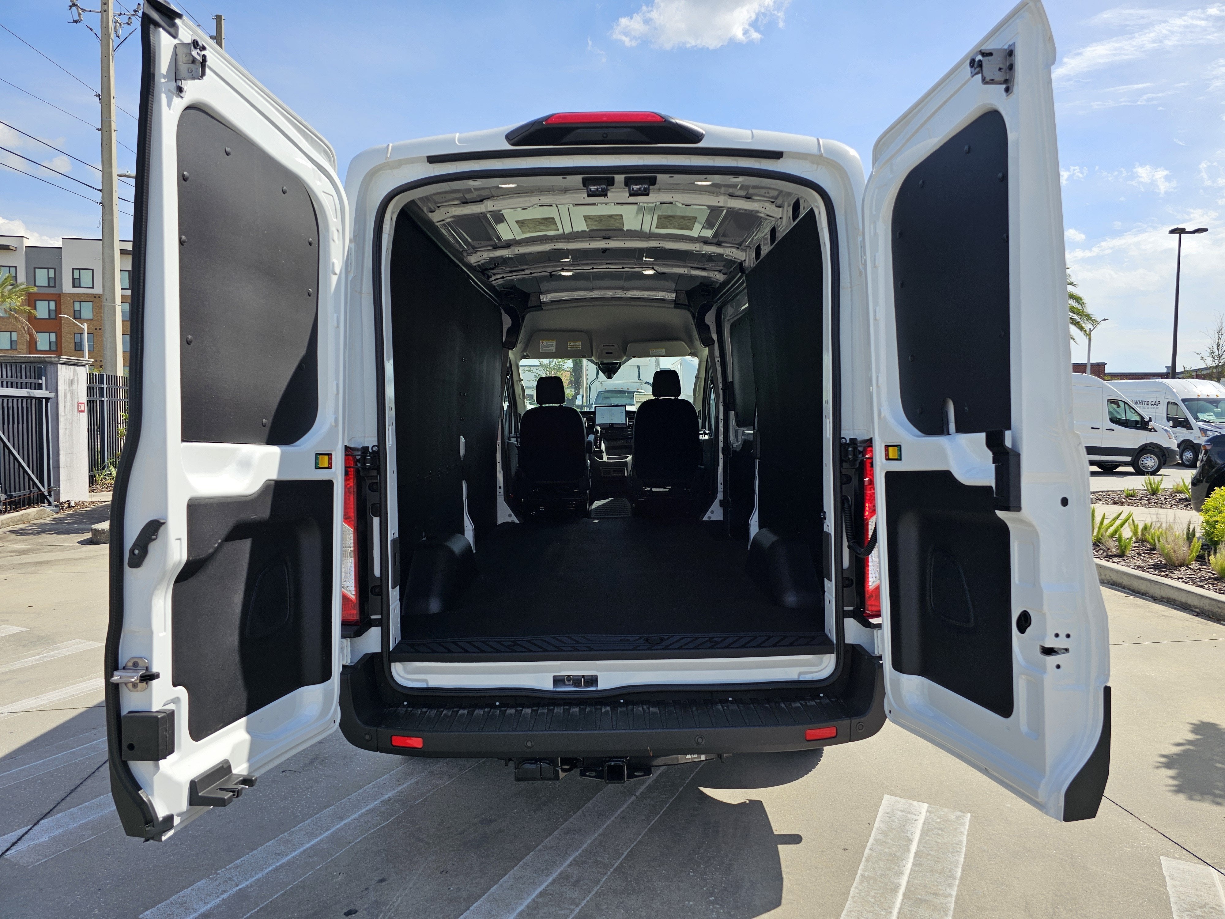 2026 Ford Transit-250 XL