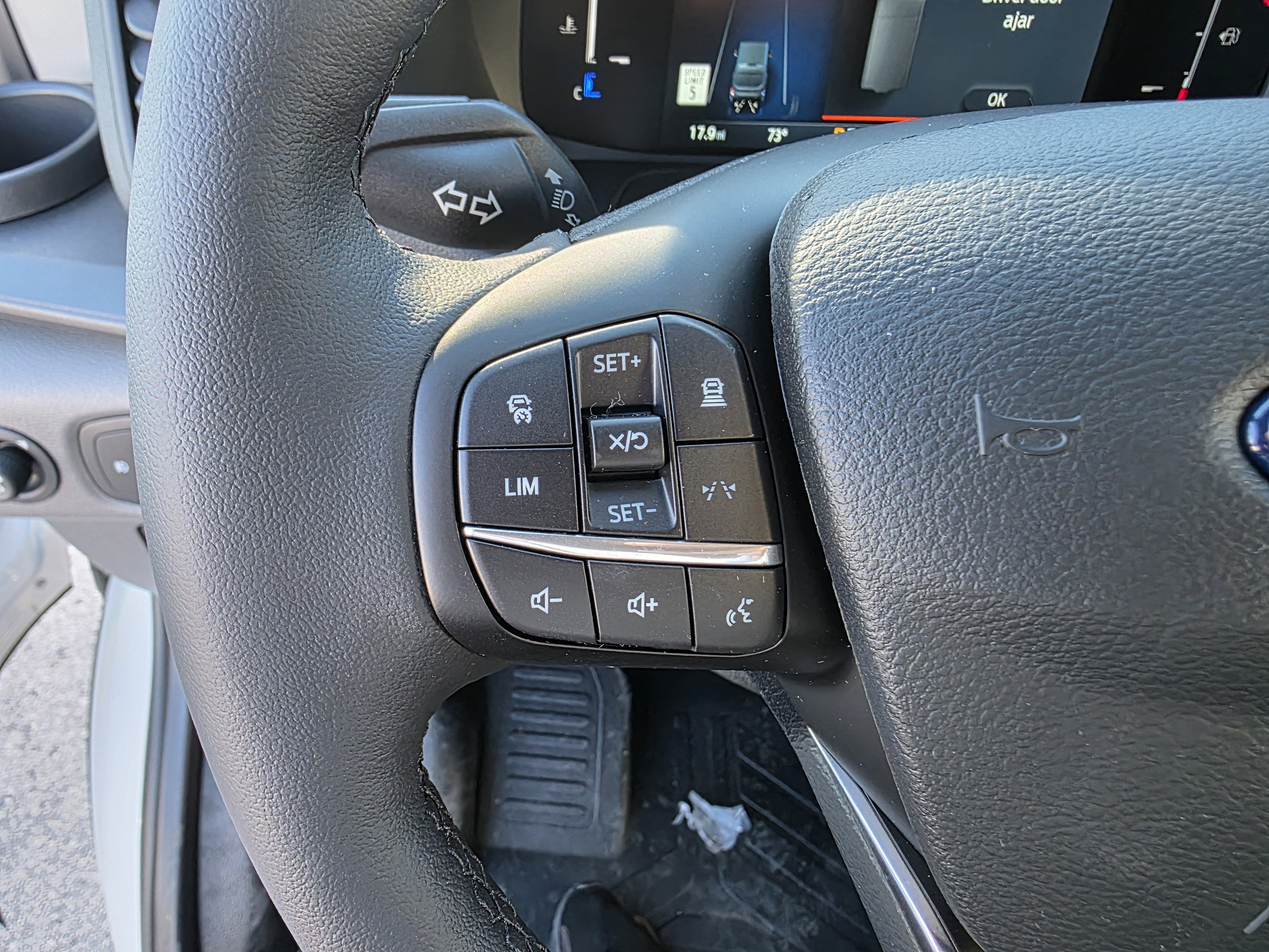 2026 Ford Transit-250 XL