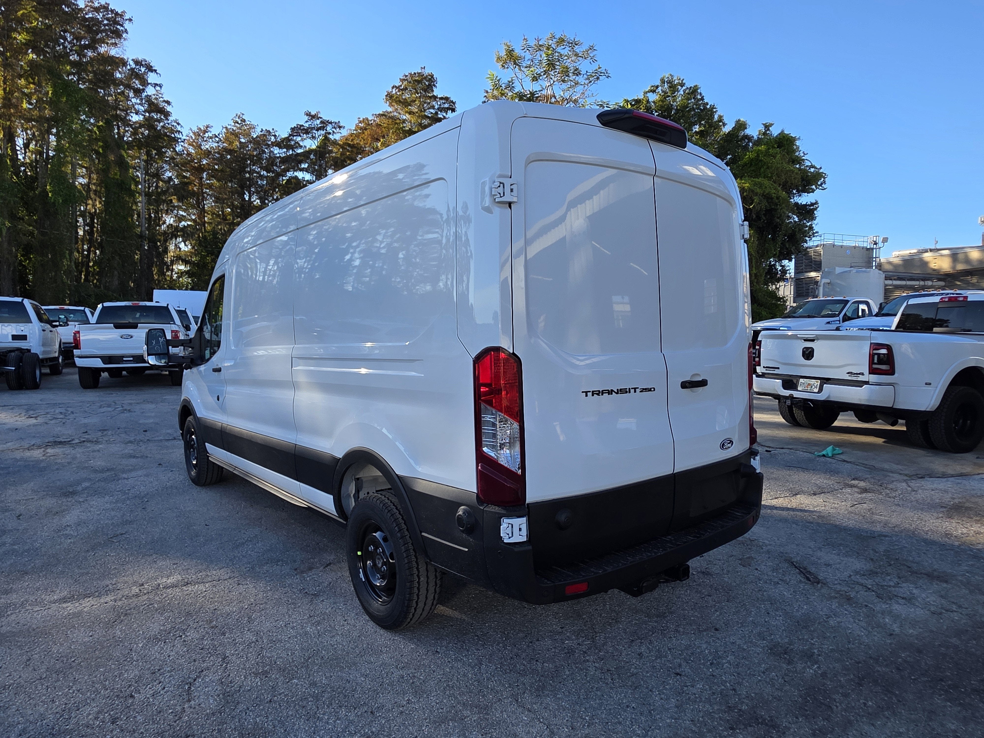 2026 Ford Transit-250 XL
