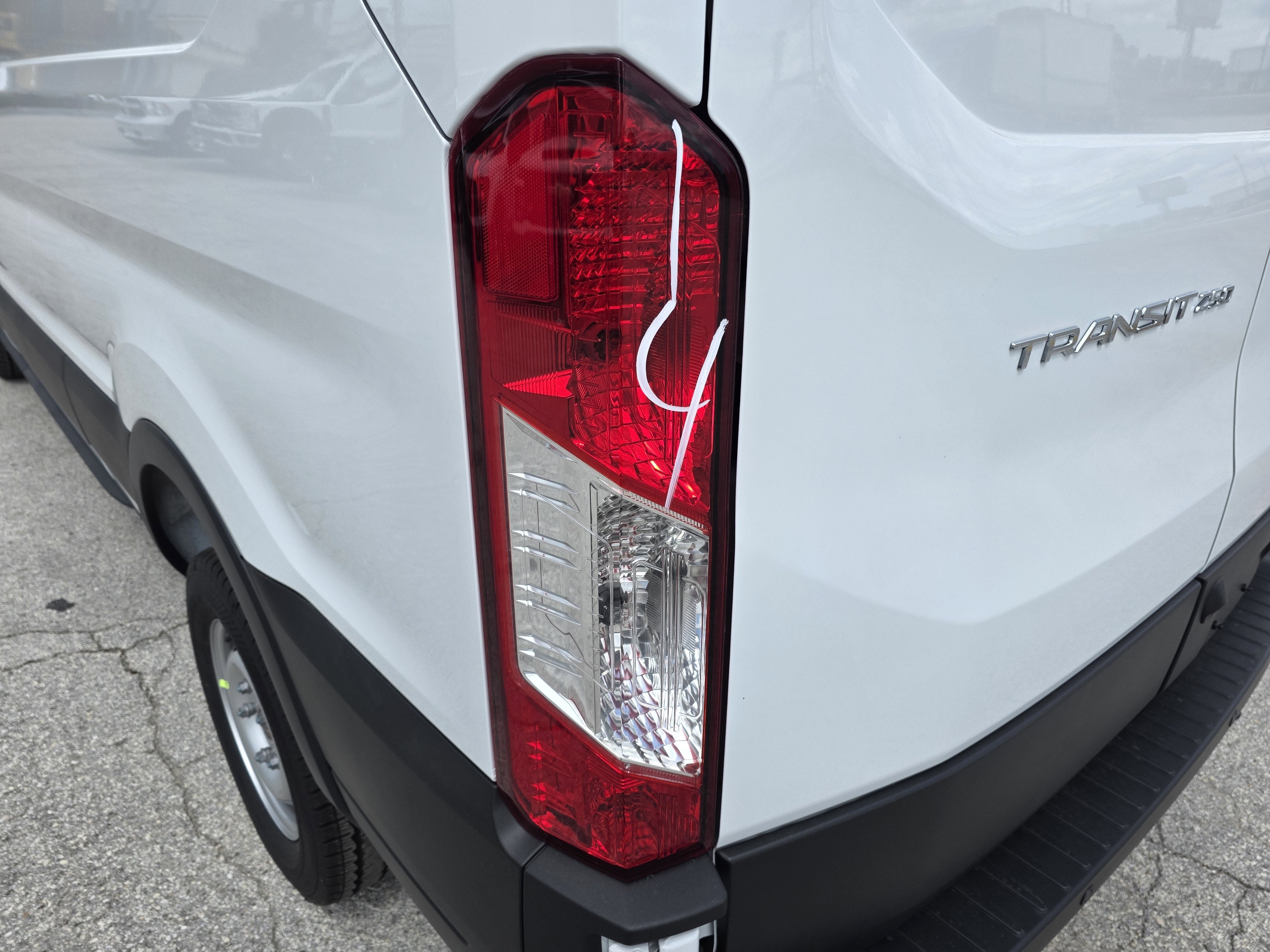 2025 Ford Transit-250 XL